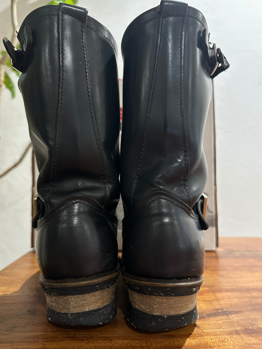 Red Wing (レッドウィング) 2268 11" Engineer Boots (Steel-toe) ブラック (Black) ブラック・クローム (Black Chrome) ブラック・ネオプレーン・コードソール (Black Neoprene Cord) used boots - heal_1 view