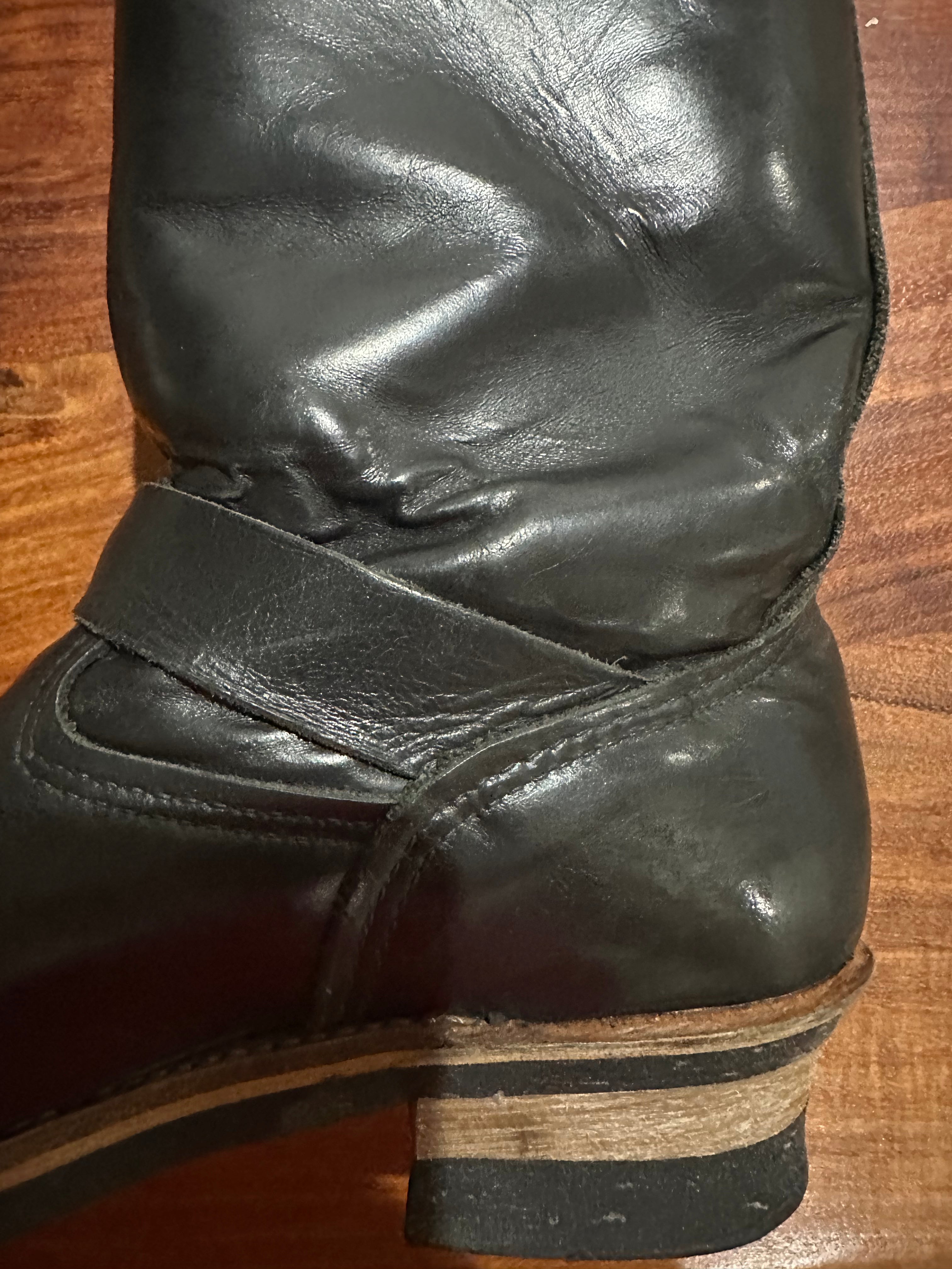 Red Wing (レッドウィング) 2268 11" Engineer Boots (Steel-toe) ブラック (Black) ブラック・クローム (Black Chrome) ブラック・ネオプレーン・コードソール (Black Neoprene Cord) used boots - side_1 view