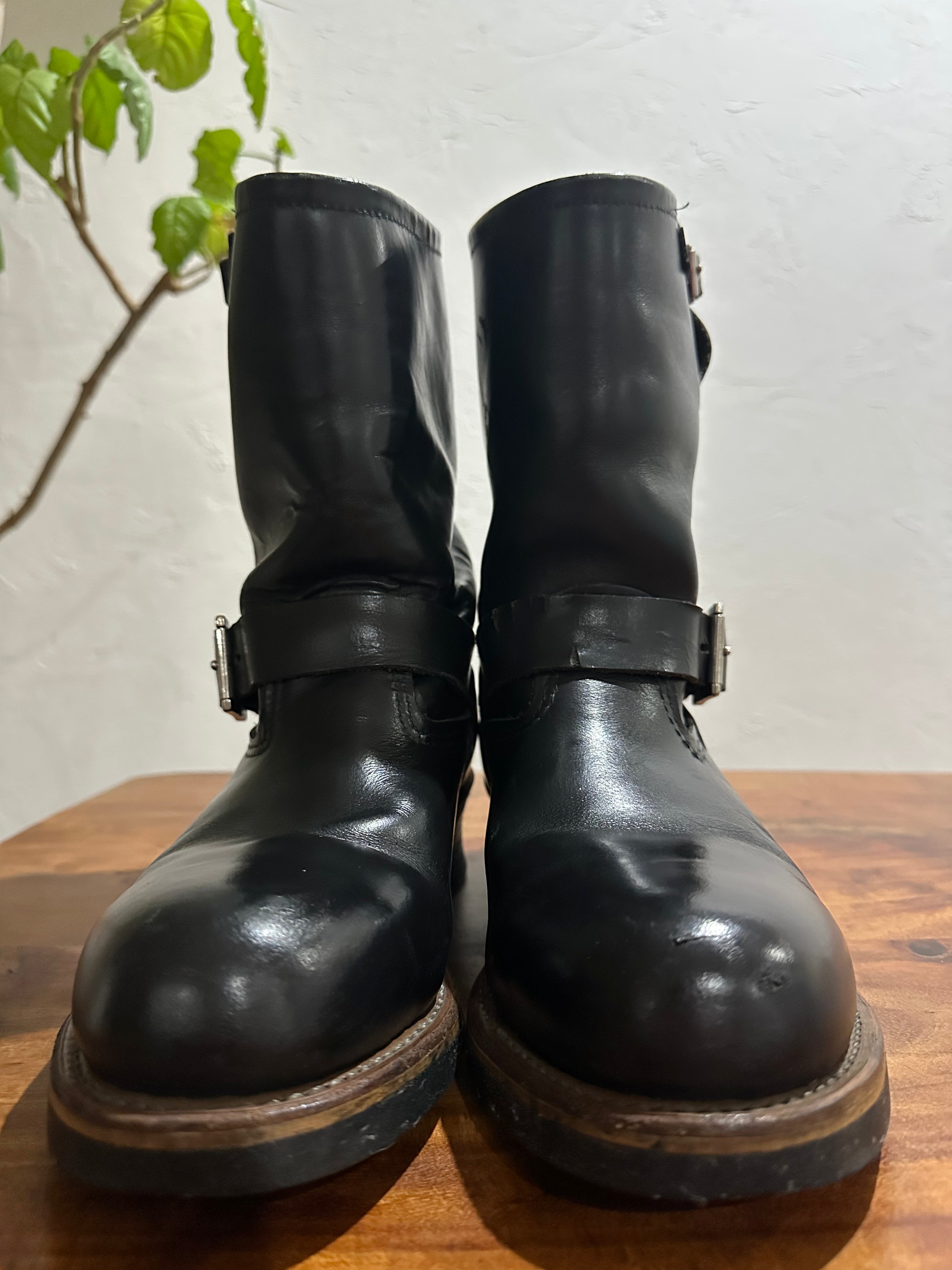Red Wing (レッドウィング) 2268 11" Engineer Boots (Steel-toe) ブラック (Black) ブラック・クローム (Black Chrome) ブラック・ネオプレーン・コードソール (Black Neoprene Cord) used boots - toe_1 view