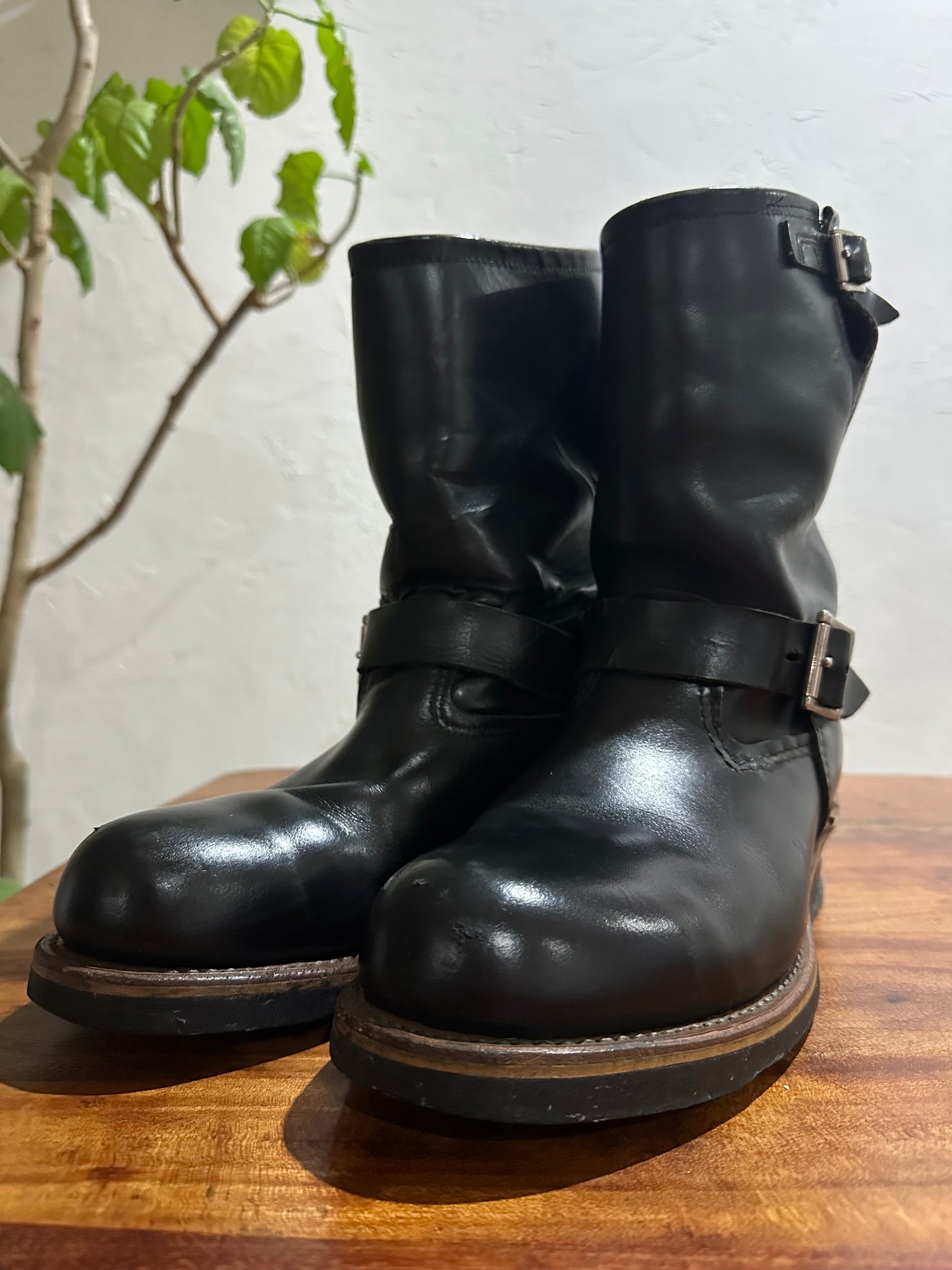 Red Wing (レッドウィング) 2268 11" Engineer Boots (Steel-toe) ブラック (Black) ブラック・クローム (Black Chrome) ブラック・ネオプレーン・コードソール (Black Neoprene Cord) used boots - toe_3 view