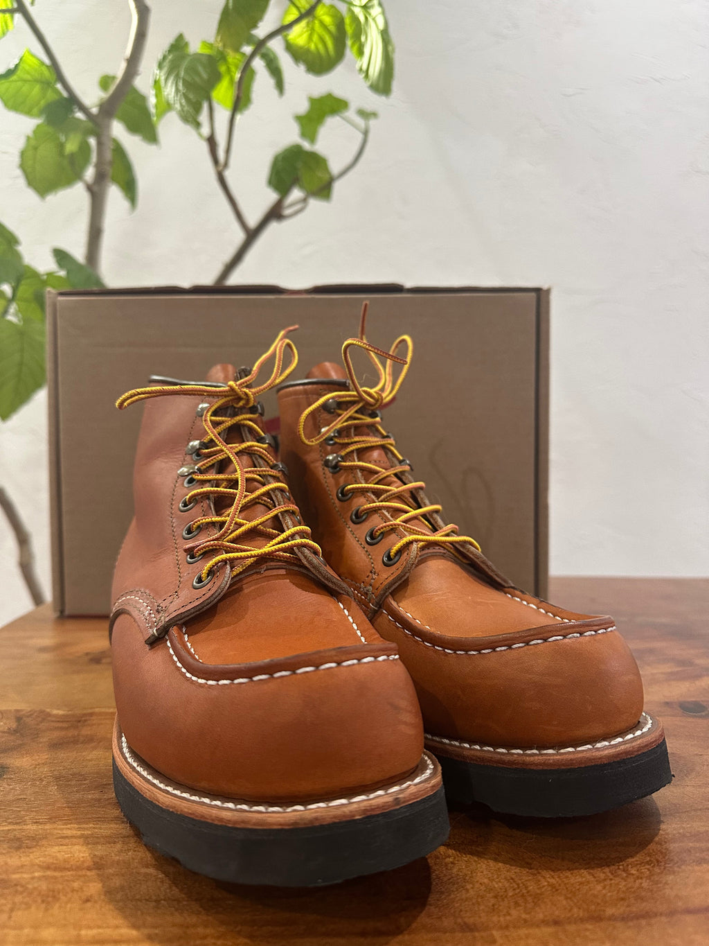 Red Wing (レッドウィング) 278 6" Classic Moc (Steve McQueen Limited Edition) オロ (Oro) オロ・レガシー (Oro Legacy) ブラック・トラクション・トレッド (Black Traction Tred) used boots - toe_2 view