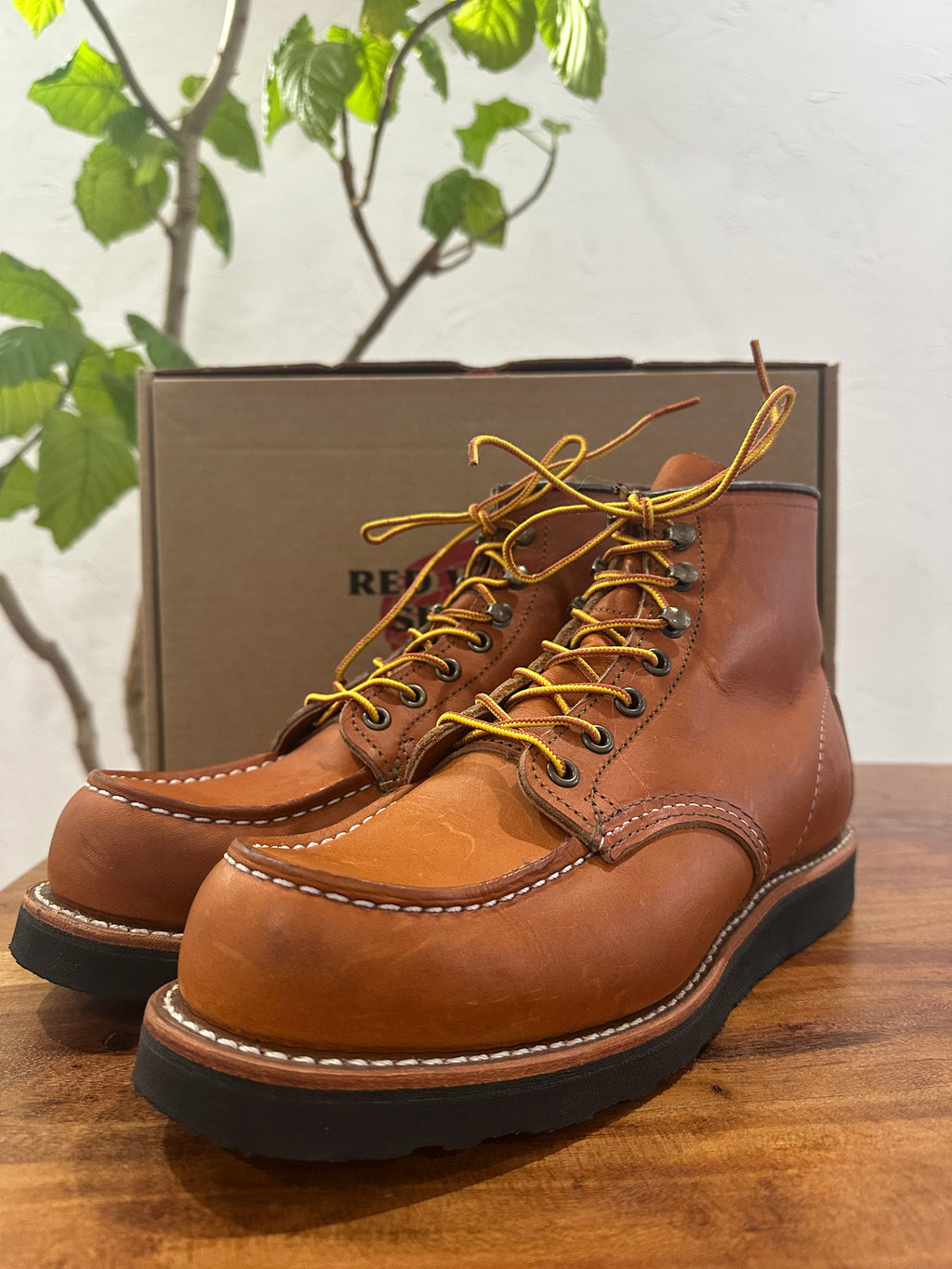 Red Wing (レッドウィング) 278 6" Classic Moc (Steve McQueen Limited Edition) オロ (Oro) オロ・レガシー (Oro Legacy) ブラック・トラクション・トレッド (Black Traction Tred) used boots - toe_3 view