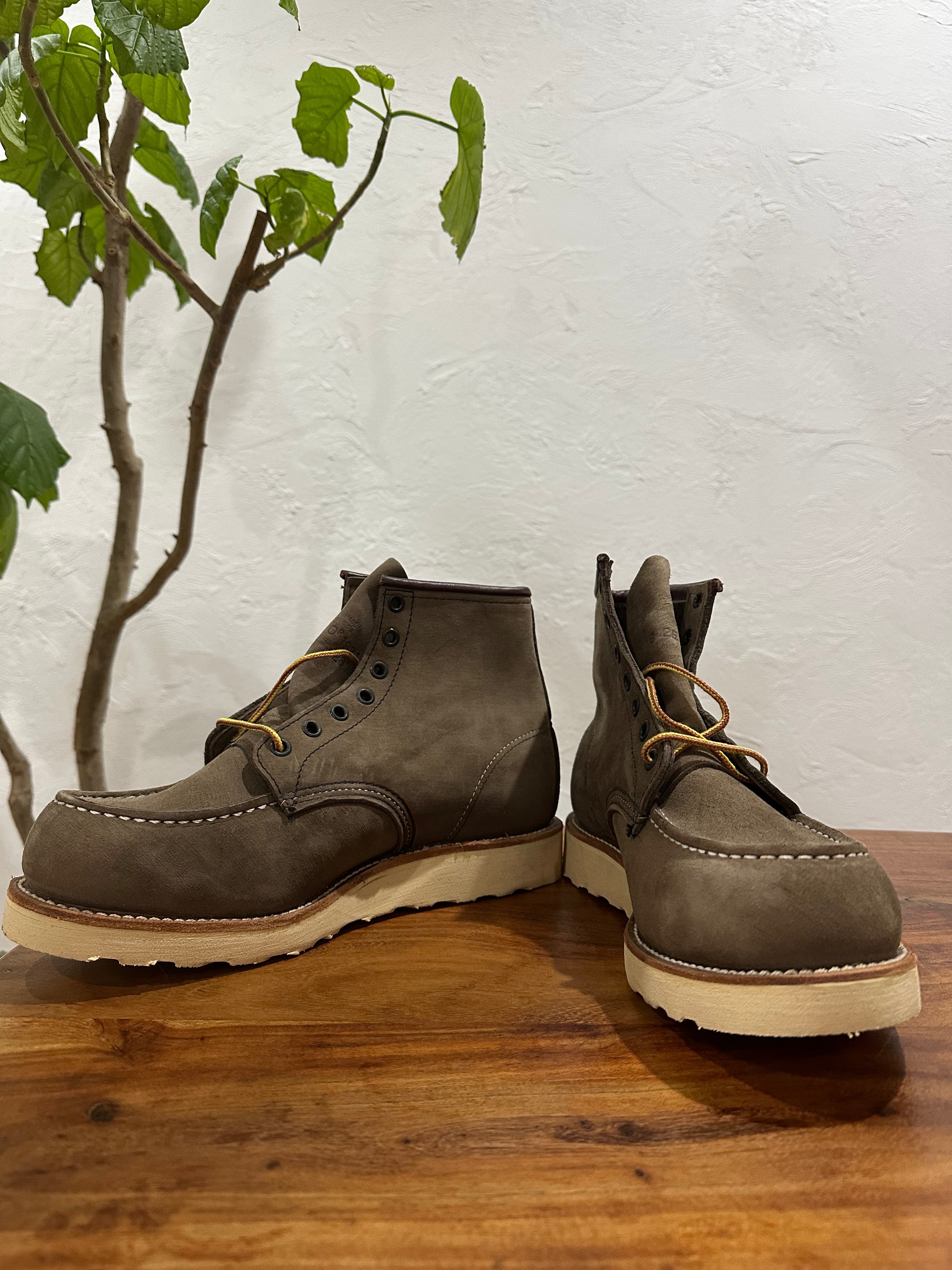 Red Wing (レッドウィング) 2877 Classic Moc 6-Inch ヌバック (Nubuck) ヌバック・レザー (Nubuck Leather) トラクショントレッド・ソール (Traction Tred Sole) used boots - fr_2 view