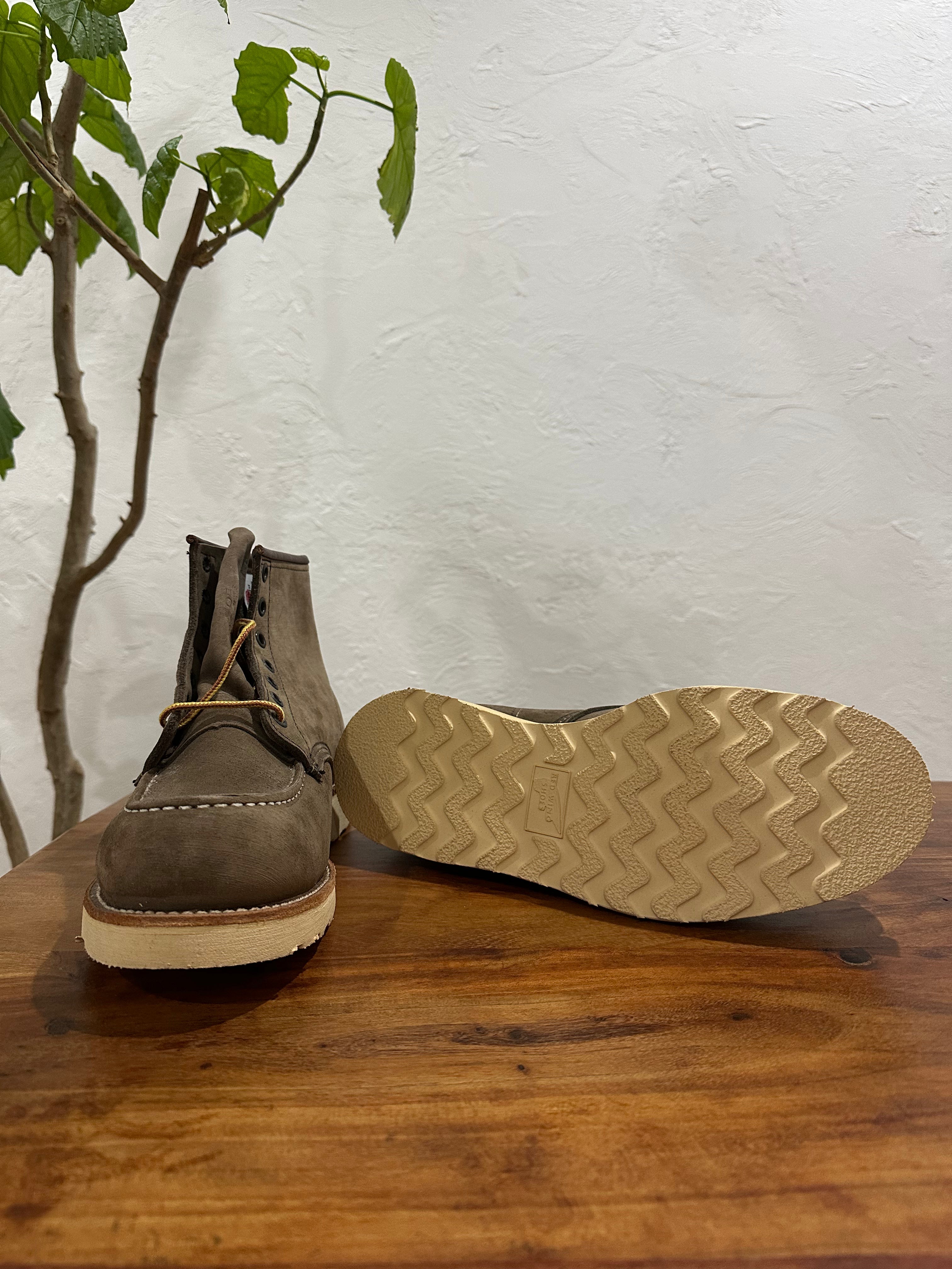 Red Wing (レッドウィング) 2877 Classic Moc 6-Inch ヌバック (Nubuck) ヌバック・レザー (Nubuck Leather) トラクショントレッド・ソール (Traction Tred Sole) used boots - fr_4 view