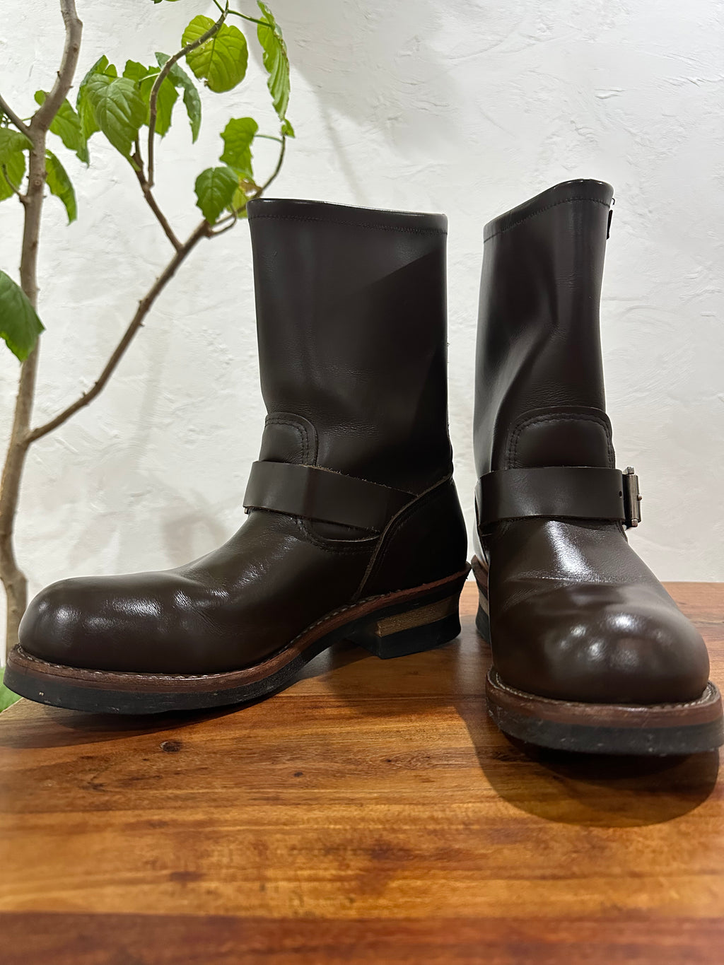 Red Wing (レッドウィング) 2967 11" Engineer Boots (Steel-toe) ブラウン (Brown) チョコレート・クローム (Chocolate Chrome) ブラック・ネオプレーン・コードソール (Black Neoprene Cord) used boots - fr_2 view