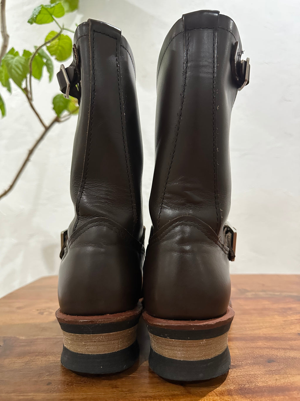 Red Wing (レッドウィング) 2967 11" Engineer Boots (Steel-toe) ブラウン (Brown) チョコレート・クローム (Chocolate Chrome) ブラック・ネオプレーン・コードソール (Black Neoprene Cord) used boots - heal_1 view