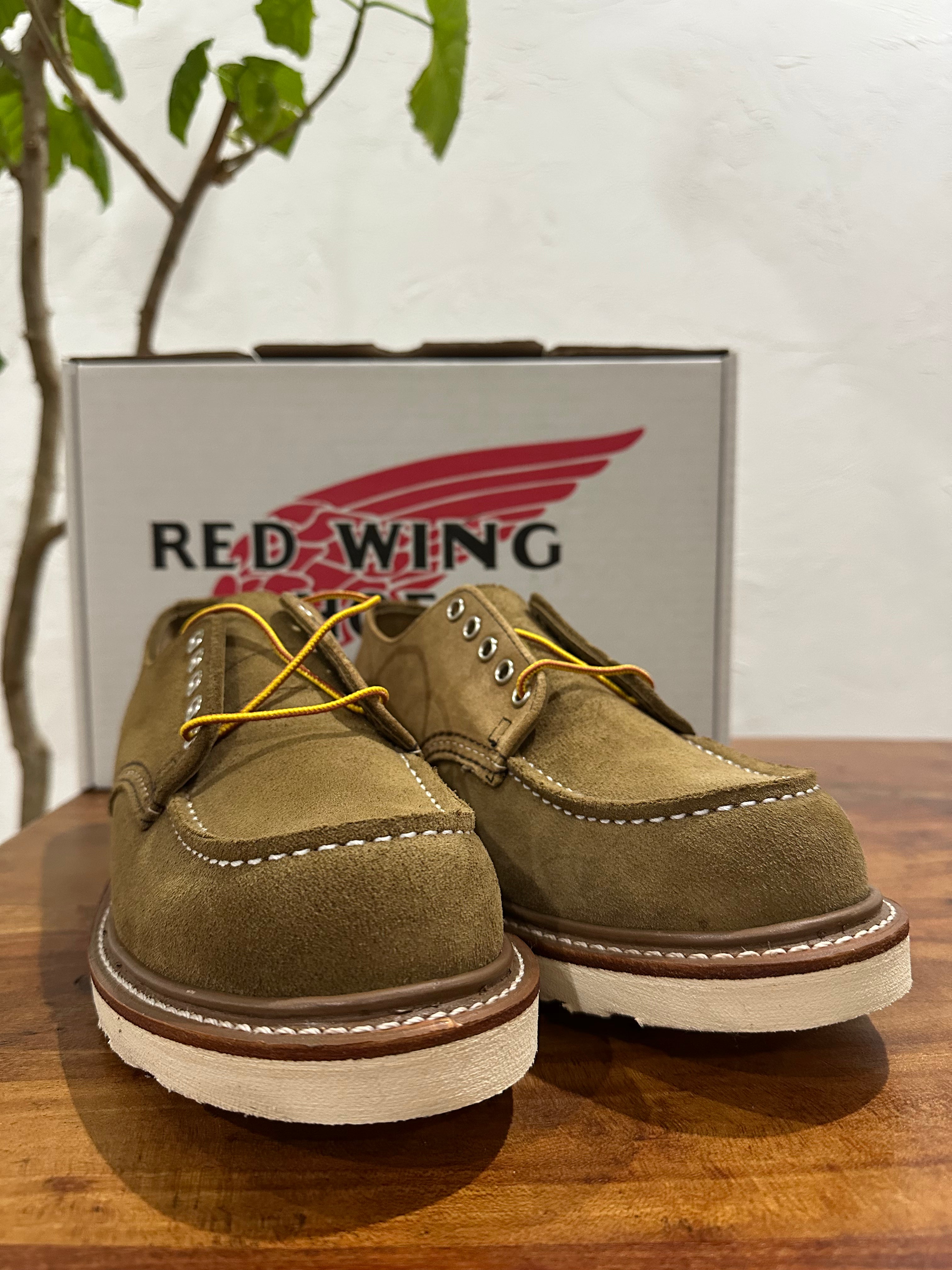 Red Wing (レッドウィング) 3113 Shop Moc Oxford (Engineered Garments Collab) ベージュ (Beige) / マルチカラー キャメル・マルチレザー (Camel Multi Leather) / ミュールスキナー / オリーブモハヴェ ビブラム・ミニラグソール (Vibram Mini-Lug) used boots - toe_2 view