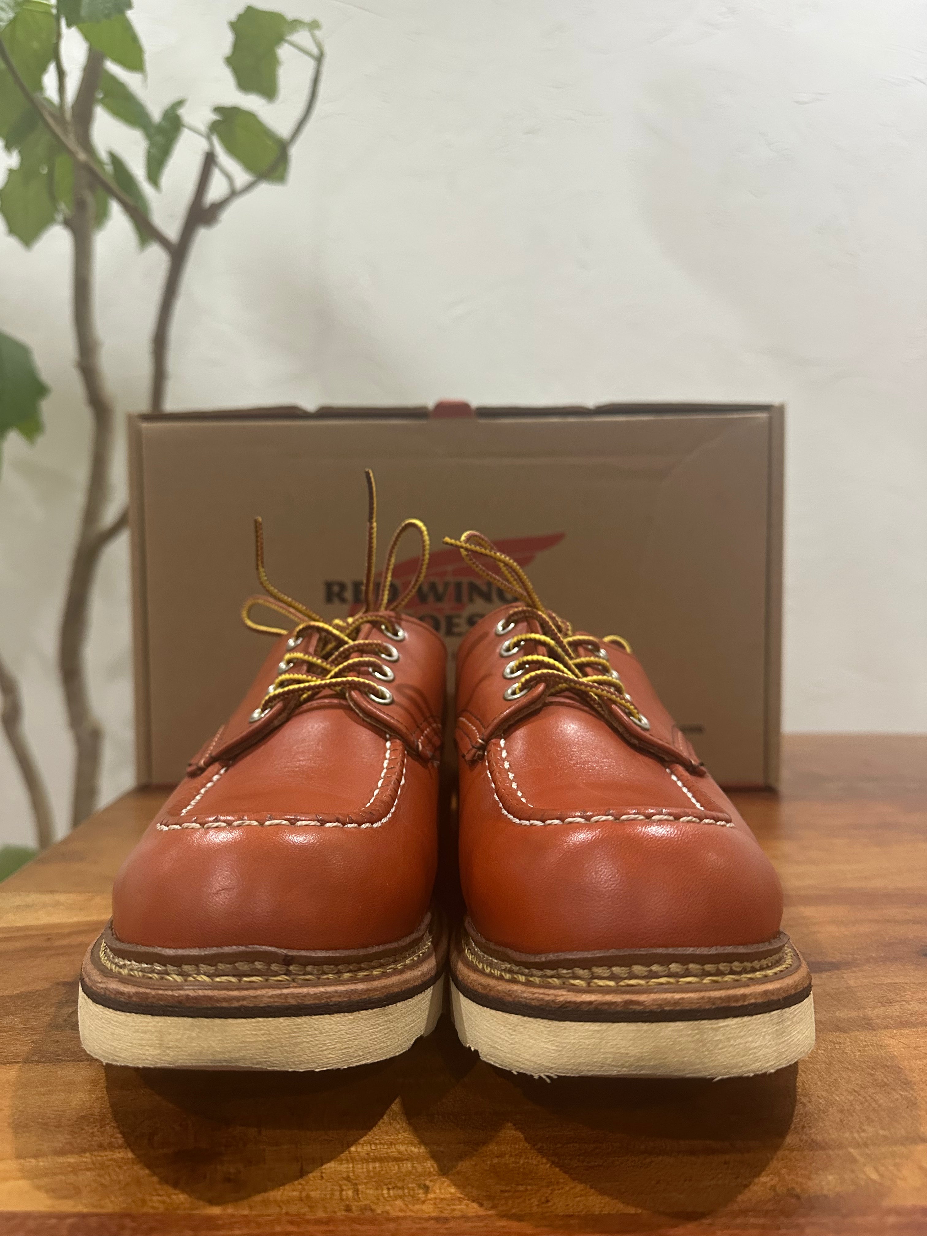Red Wing (レッドウィング) 8103 Work Oxford Moc Toe オロラセット (Oro-Russet) オロラセット・ポーテージ (Oro-Russet Portage) トラクショントレッド・ソール (Traction Tred Sole) used boots - toe_1 view