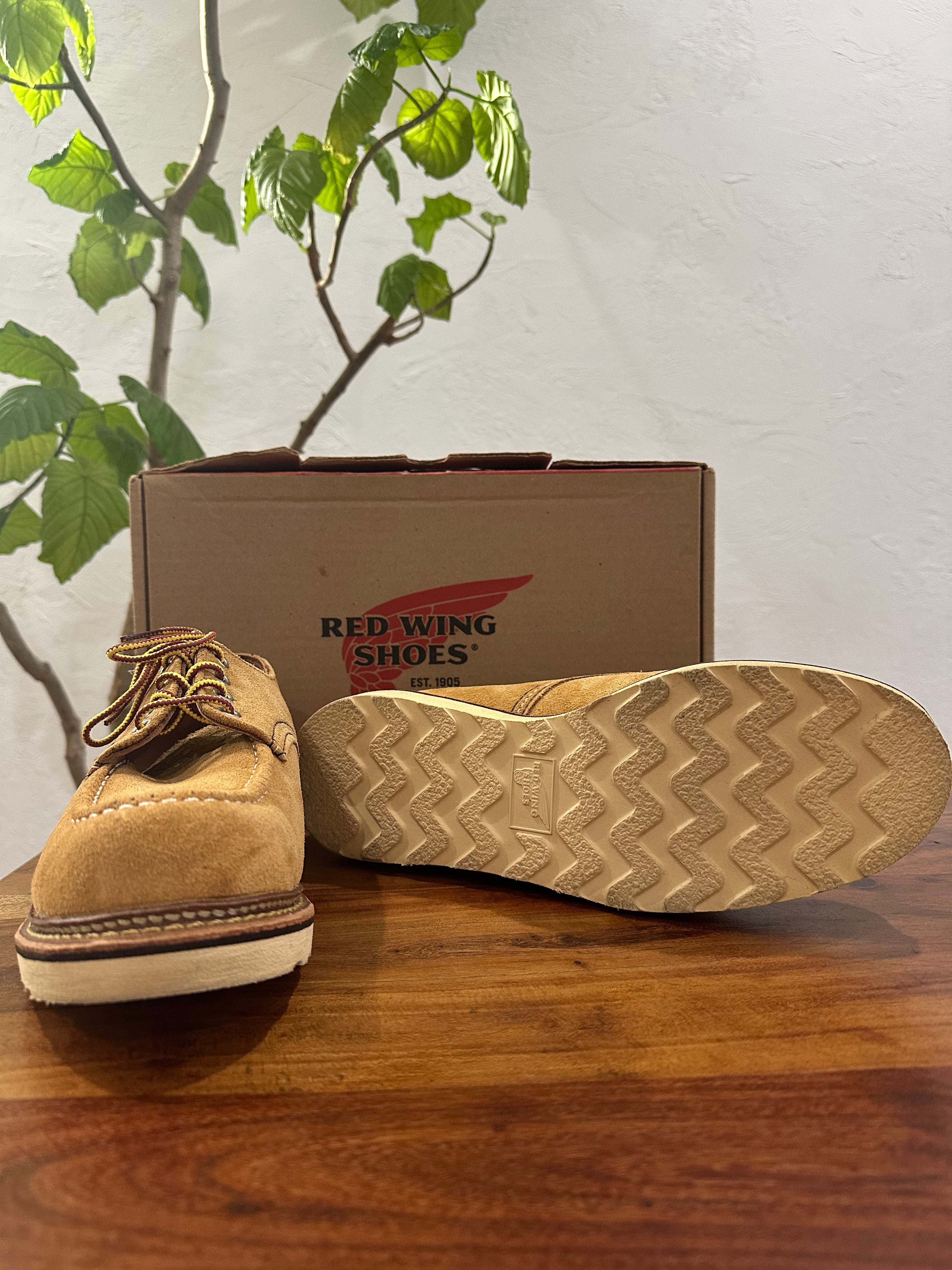 Red Wing (レッドウィング) 8105 Work Oxford (Moc Toe) ベージュ (Beige) メイズ・アビレーン・ラフアウト (Maize Abilene Roughout) トラクショントレッドソール (Traction Tred Sole) used boots - fr_4 view