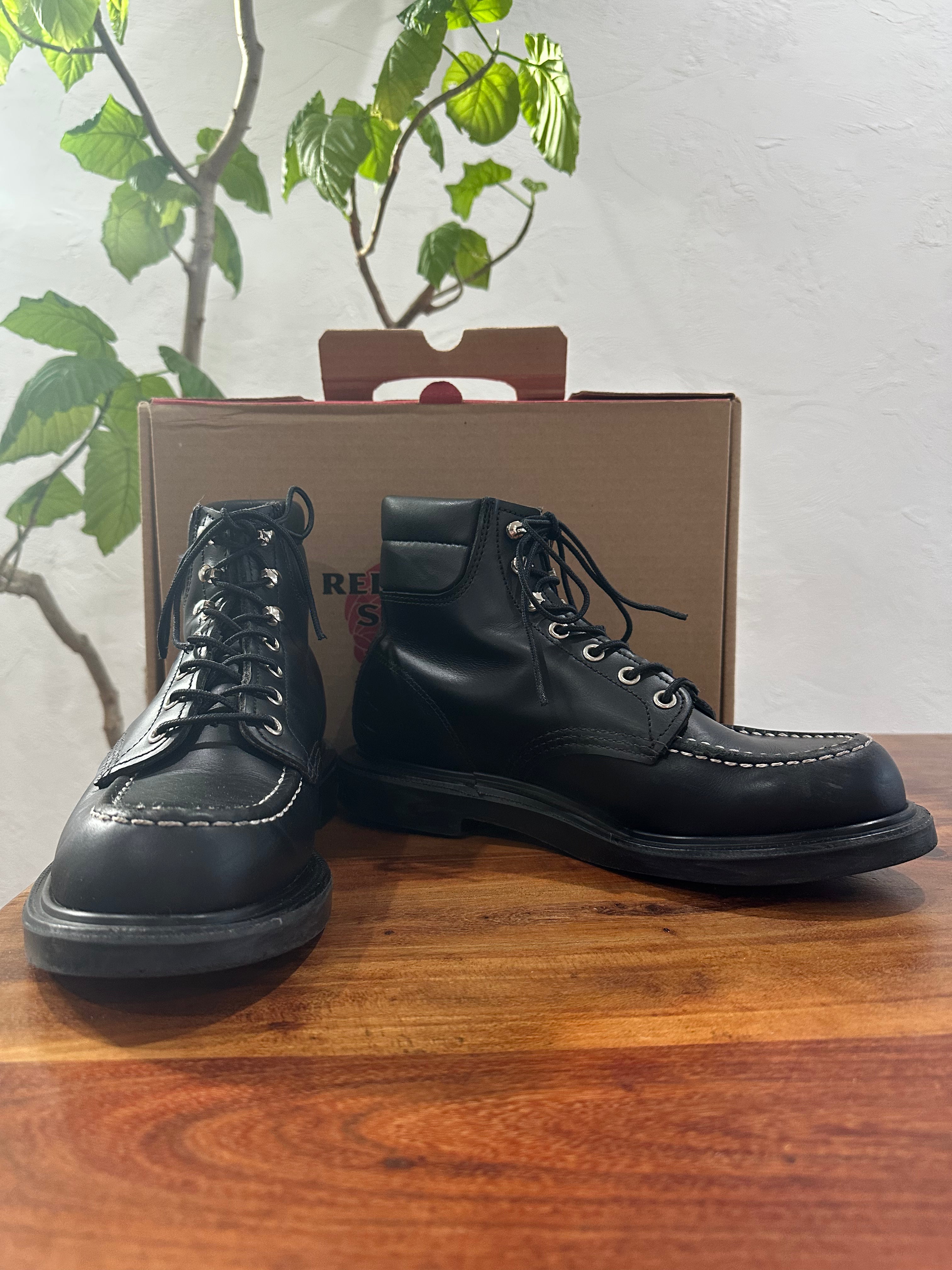 Red Wing (レッドウィング) 8133 SuperSole 6-inch Moc ブラック (Black) ブラック・クローム (Black "Chrome") スーパーソール (SuperSole) used boots - fr_1 view