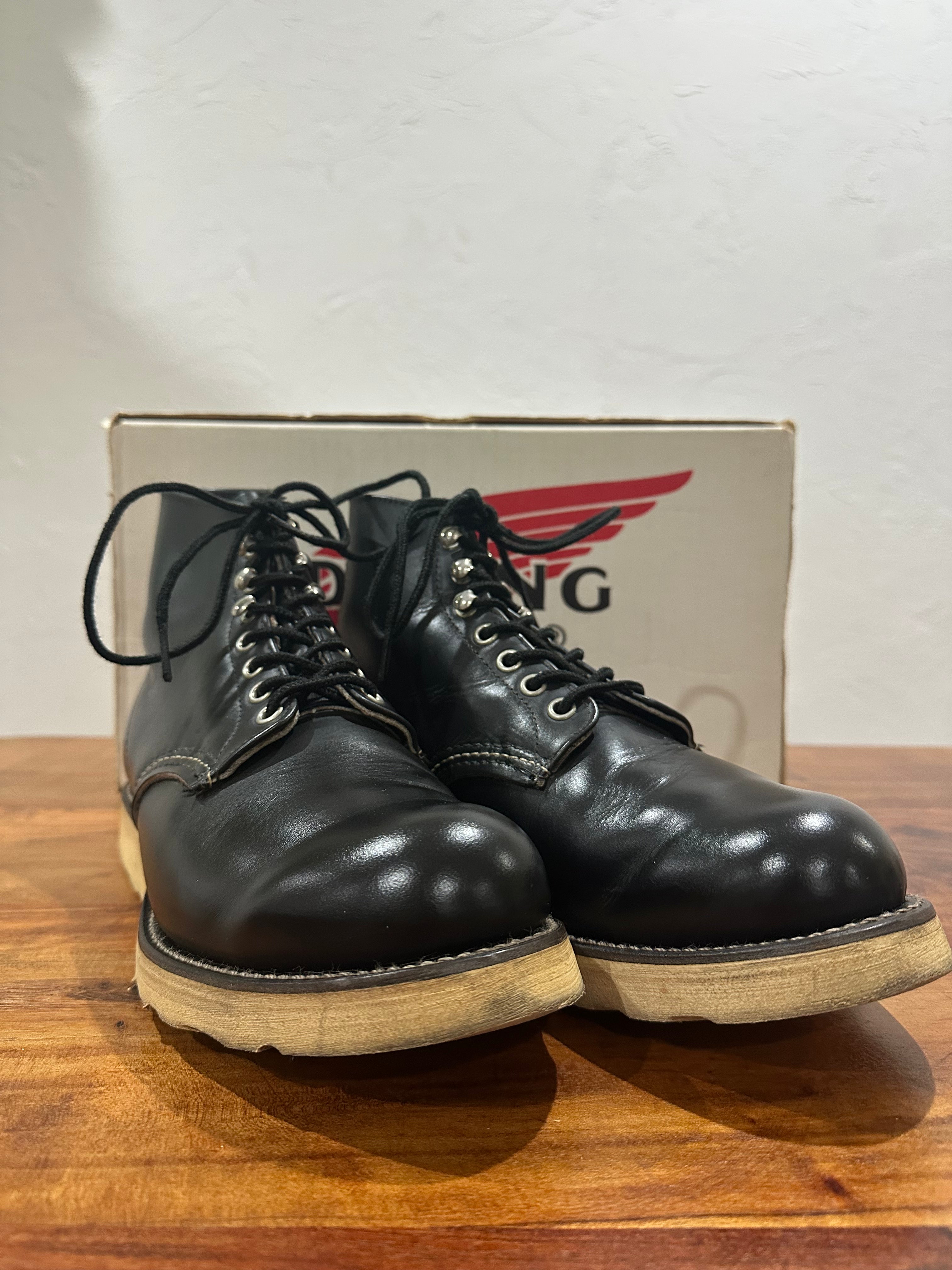 Red Wing (レッドウィング) 8165 Classic Work 6-Inch Round Toe ブラック (Black) ブラック・クローム (Black Chrome) トラクショントレッド・ソール (Traction Tred Sole) used boots - toe_2 view