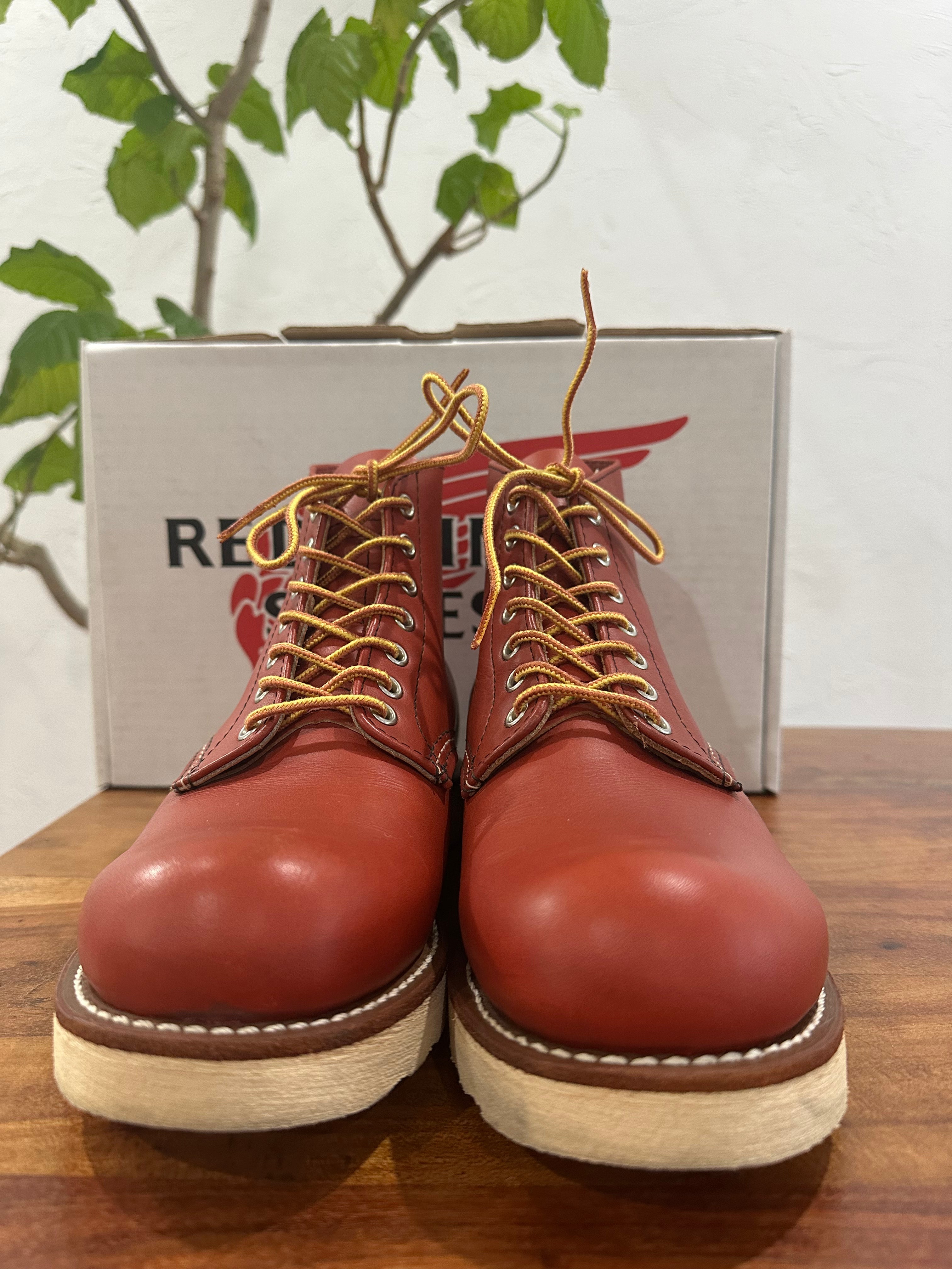 Red Wing (レッドウィング) 8166 Classic Work 6-Inch Round Toe オロラセット (Oro-Russet) オロラセット・ポーテージ (Oro-Russet Portage) トラクショントレッド・ソール (Traction Tred Sole) used boots - toe_1 view