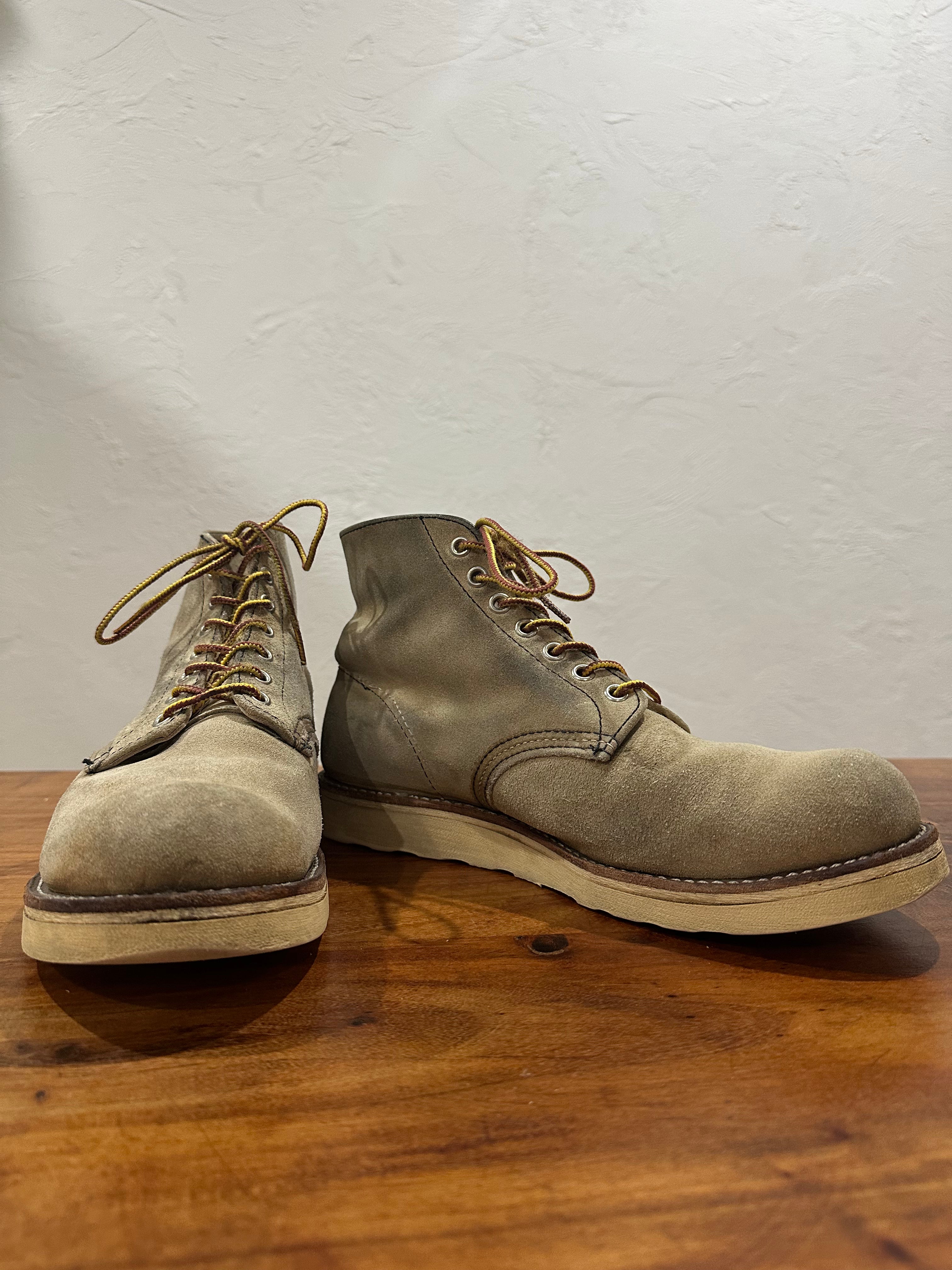 Red Wing (レッドウィング) 8167 6" Classic Round (Irish Setter) ベージュ (Beige) ホーソーン・アビレーン・ラフアウト (Hawthorne Abilene Roughout) トラクショントレッドソール (Traction Tred Sole) used boots - fr_1 view