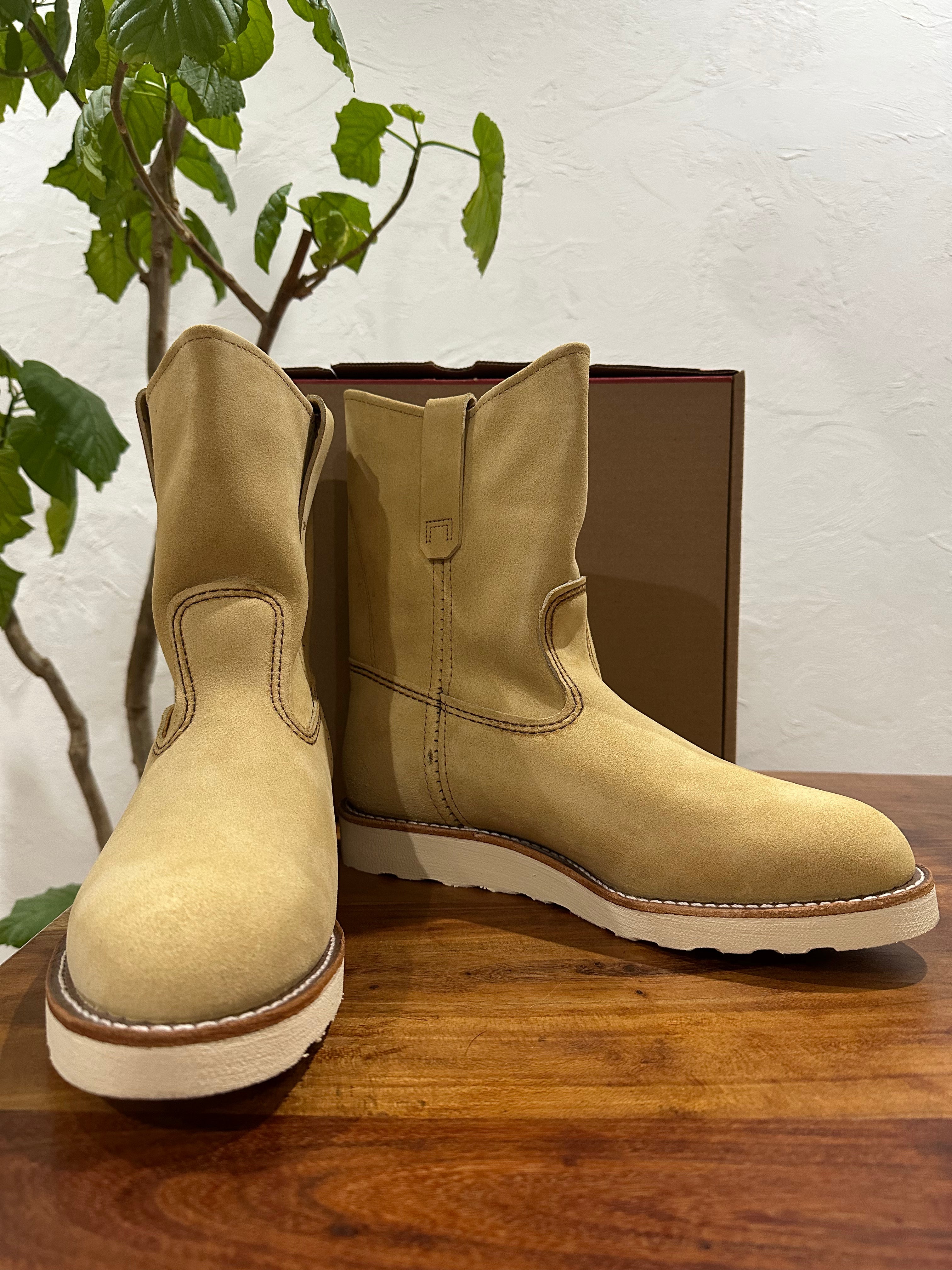 Red Wing (レッドウィング) 8168 9-inch Pecos ホーソーン (Hawthorne) ホーソーン・アビリーン・ラフアウト (Hawthorne Abilene Roughout) トラクショントレッド・ソール (Traction Tred Sole) used boots - fr_1 view