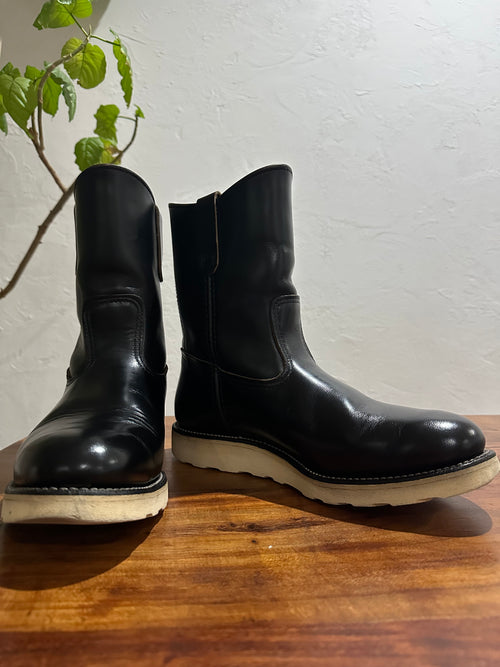 Red Wing (レッドウィング) 8169 9-inch Pecos ブラック (Black) ブラック・クローム (Black Chrome) トラクショントレッド・ソール (Traction Tred Sole) used boots - fr_1 view