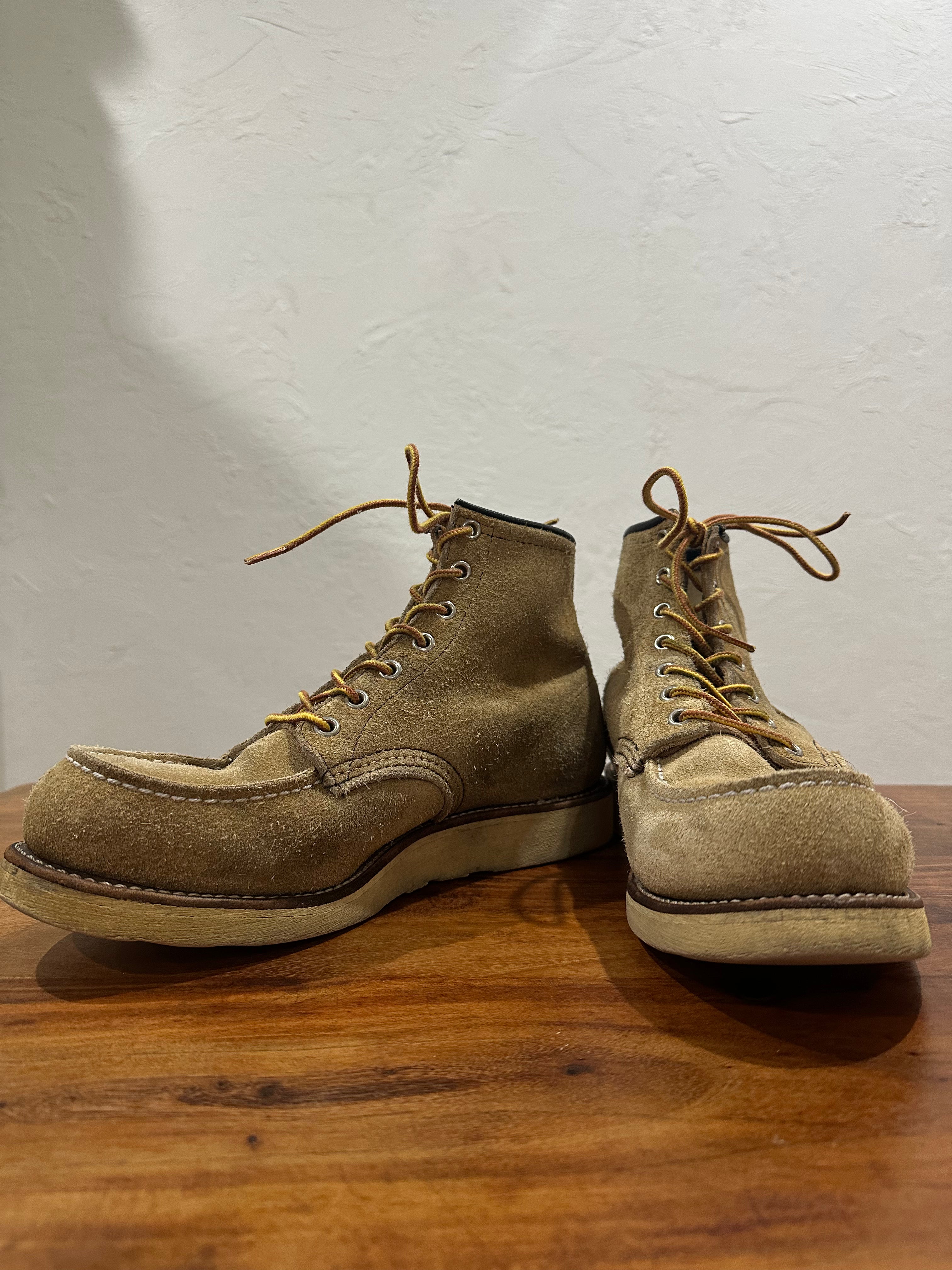 Red Wing (レッドウィング) 8173 Classic Work 6-Inch Moc Toe ホーソーン (Hawthorne) ホーソーン・アビリーン・ラフアウト (Hawthorne Abilene Roughout) トラクショントレッド・ソール (Traction Tred Sole) used boots - fr_2 view