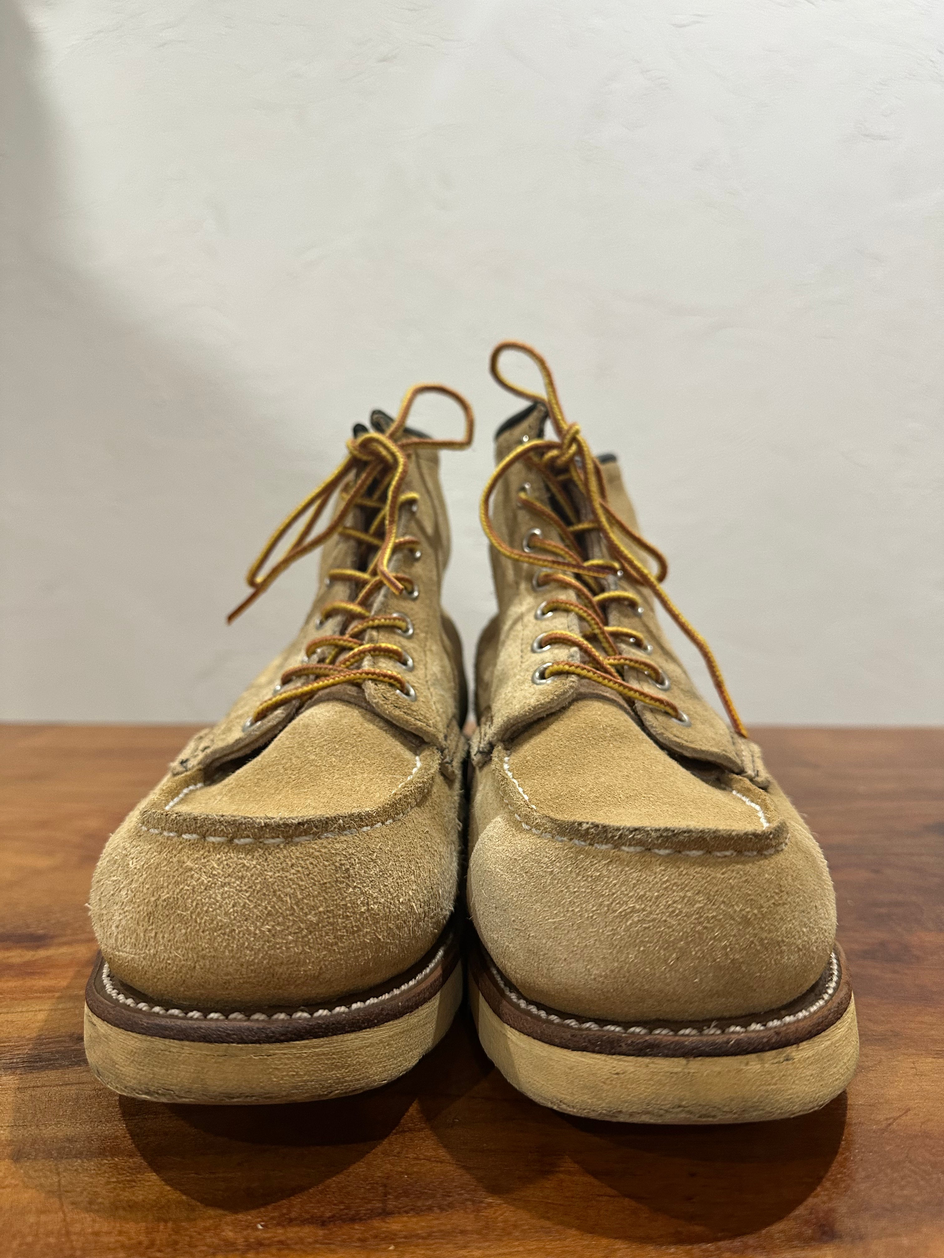 Red Wing (レッドウィング) 8173 Classic Work 6-Inch Moc Toe ホーソーン (Hawthorne) ホーソーン・アビリーン・ラフアウト (Hawthorne Abilene Roughout) トラクショントレッド・ソール (Traction Tred Sole) used boots - toe_1 view