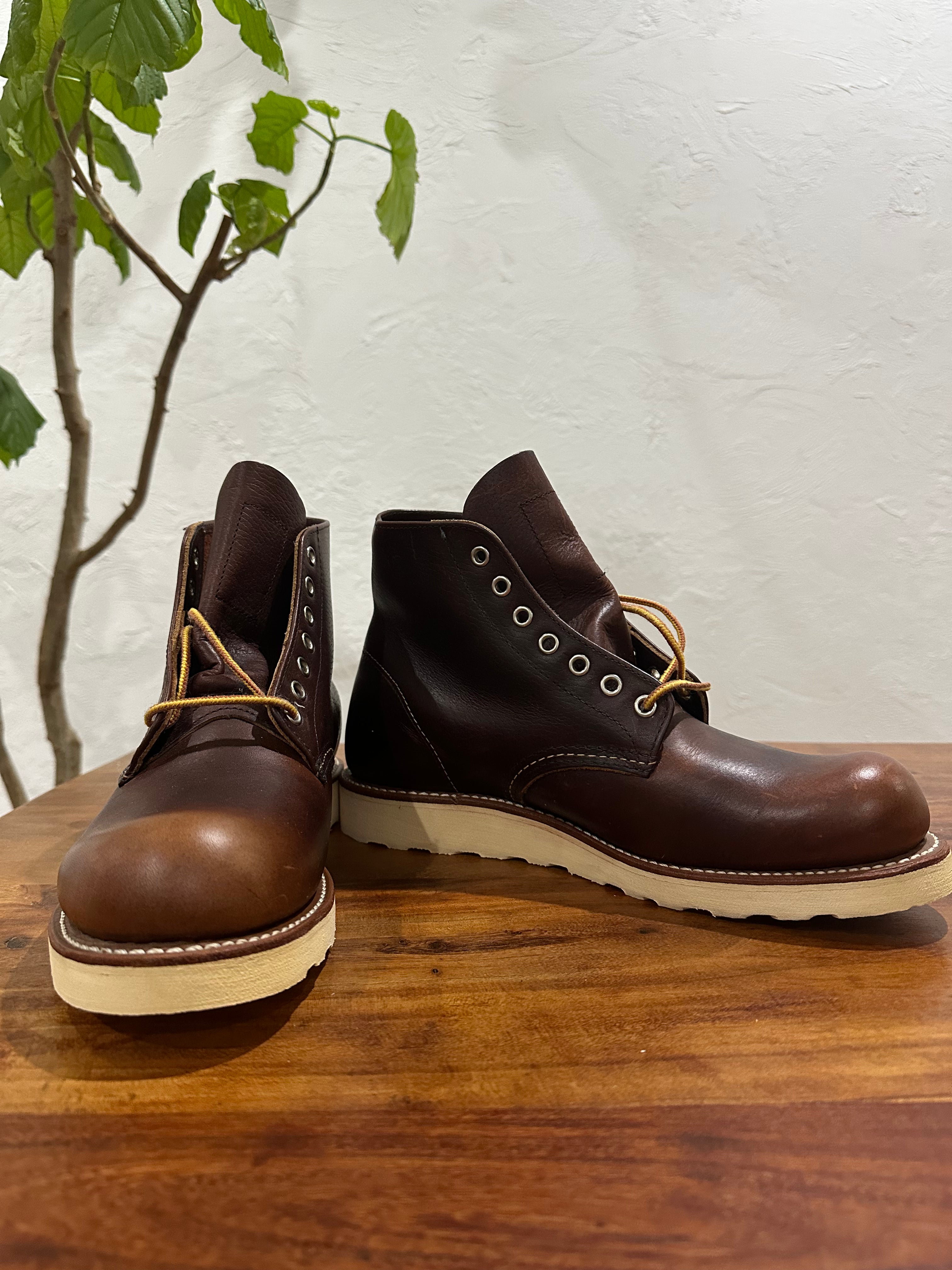 Red Wing (レッドウィング) 8196 Classic Work 6-Inch Round Toe ブラウン (Brown) ブライアー・オイルスリック (Briar Oil Slick) トラクショントレッド・ソール (Traction Tred Sole) used boots - fr_1 view