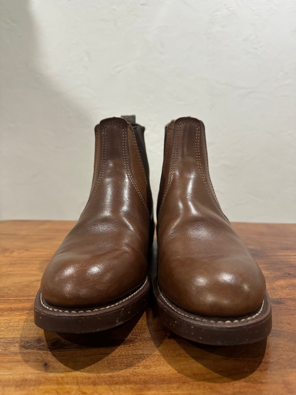 Red Wing (レッドウィング) 8201 Chelsea Rancher ブラウン (Brown) アンバー・ハーネス (Amber Harness) ビブラム・ミニラグ (Vibram Mini-lug) ブラック used boots - toe_1 view