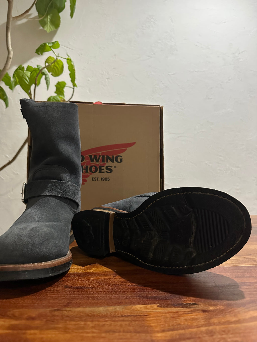 Red Wing (レッドウィング) 8254 Engineer (BEAMS Exclusive) ネイビー (Navy) ネイビー・アビレーン・ラフアウト (Navy "Abilene" Roughout) ネオプレーン・コード・ソール (Neoprene Cord Sole) used boots - fr_4 view