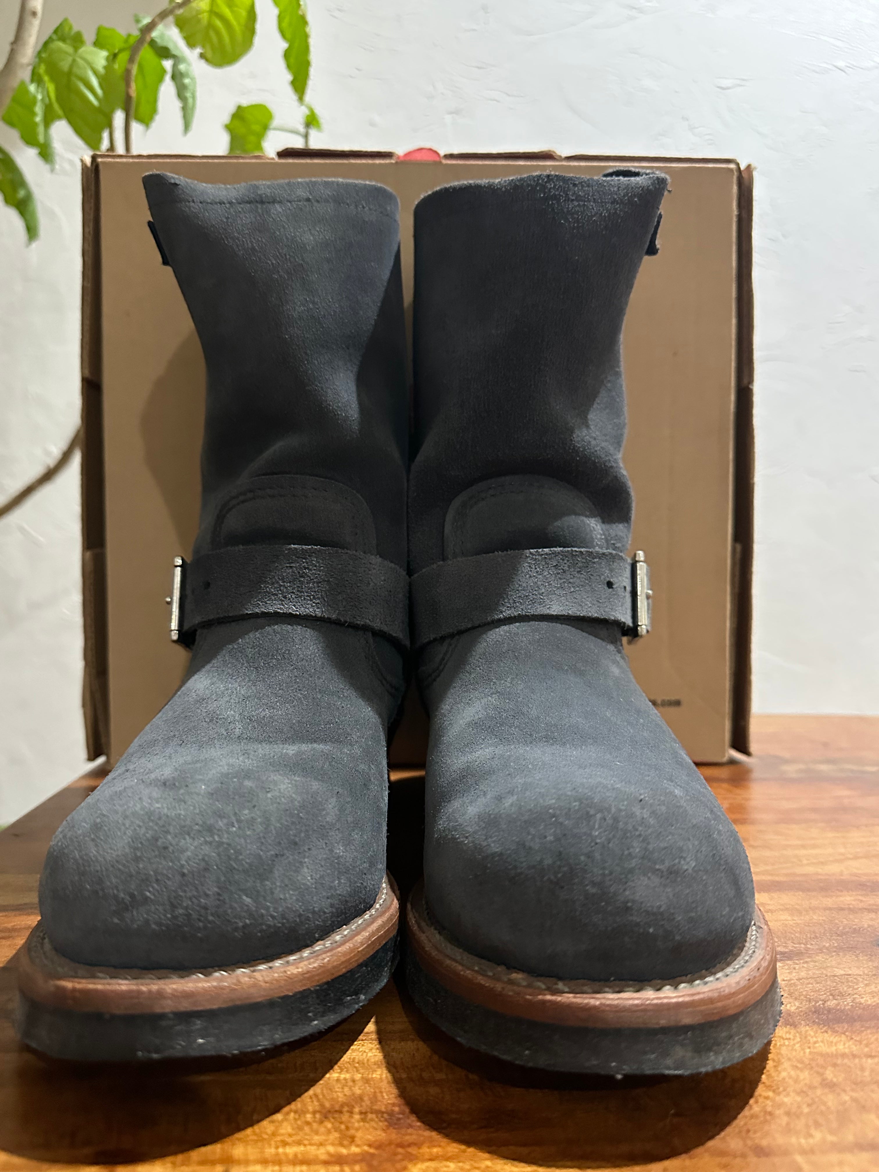 Red Wing (レッドウィング) 8254 Engineer (BEAMS Exclusive) ネイビー (Navy) ネイビー・アビレーン・ラフアウト (Navy "Abilene" Roughout) ネオプレーン・コード・ソール (Neoprene Cord Sole) used boots - toe_1 view