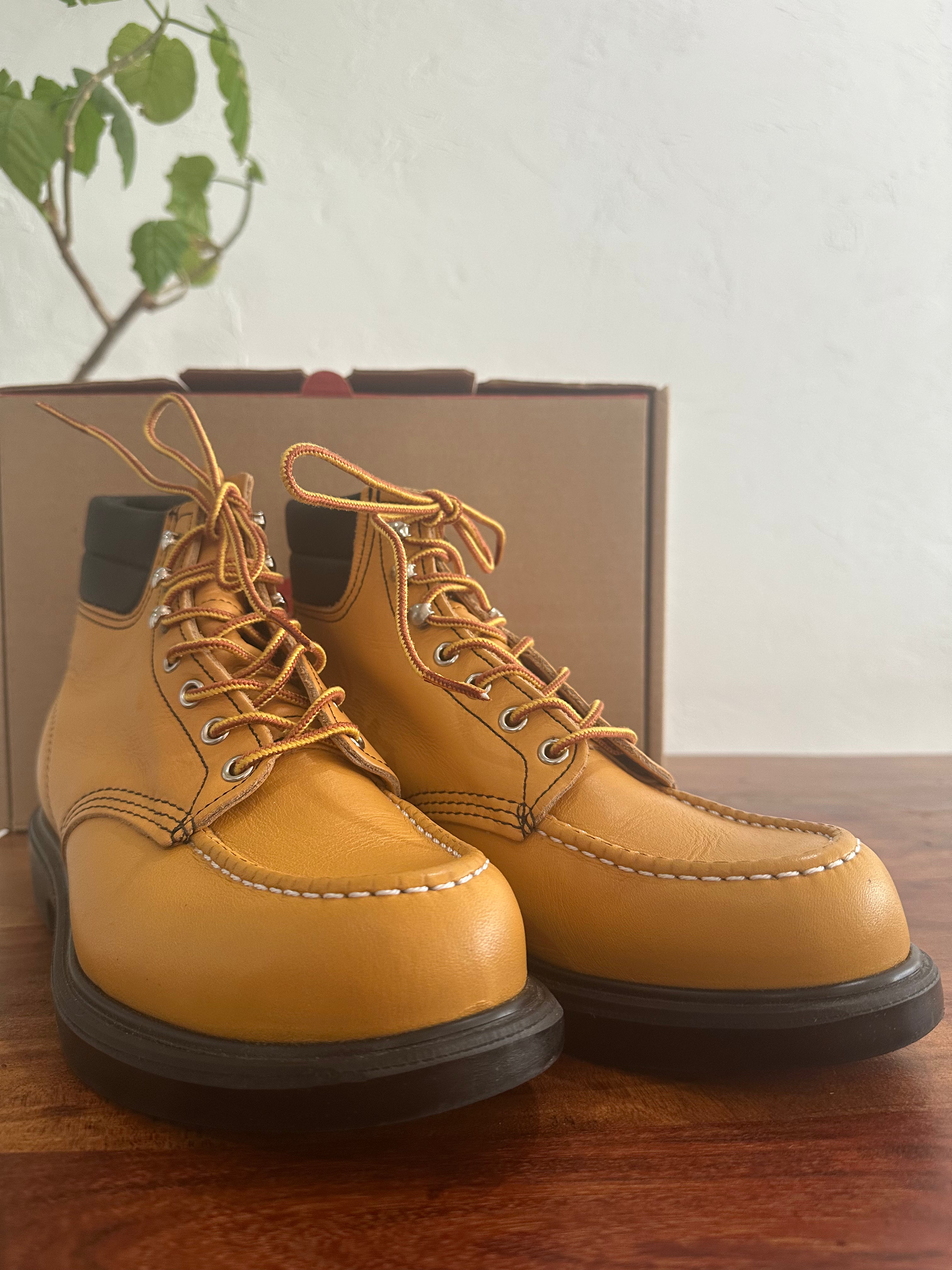 Red Wing (レッドウィング) 8807 SuperSole Moc 6-Inch メイズ (Maize) メイズ・マスタング (Maize Mustang) スーパーソール (SuperSole) used boots - toe_2 view