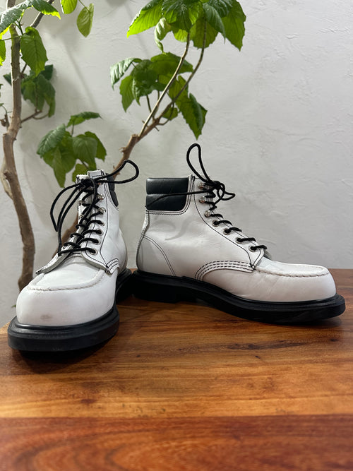 Red Wing (レッドウィング) 8808 SuperSole Moc 6-Inch ホワイト (White) ホワイト・レザー (White Leather) スーパーソール (SuperSole) used boots - fr_1 view