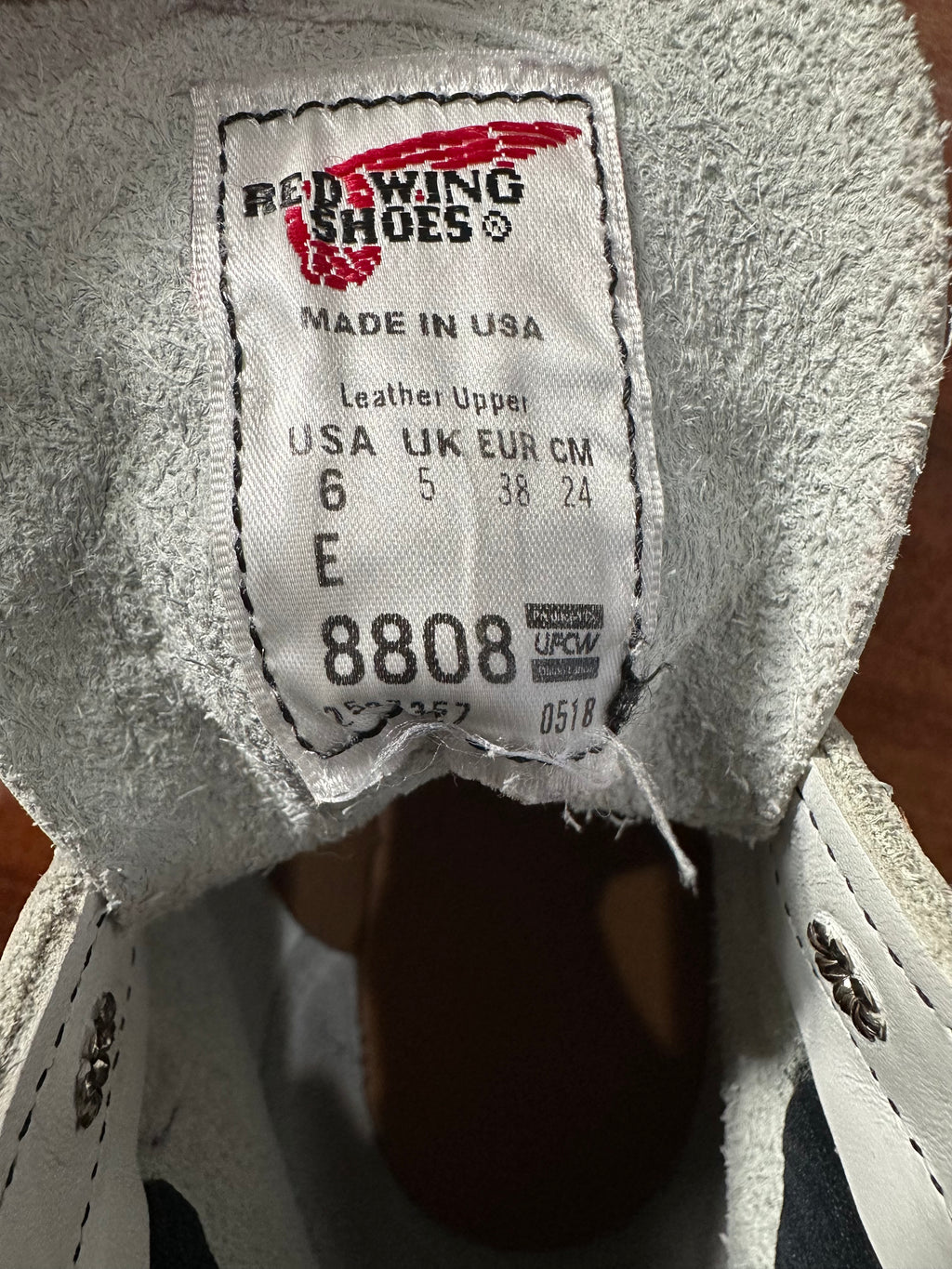 Red Wing (レッドウィング) 8808 SuperSole Moc 6-Inch ホワイト (White) ホワイト・レザー (White Leather) スーパーソール (SuperSole) used boots - tag_1 view