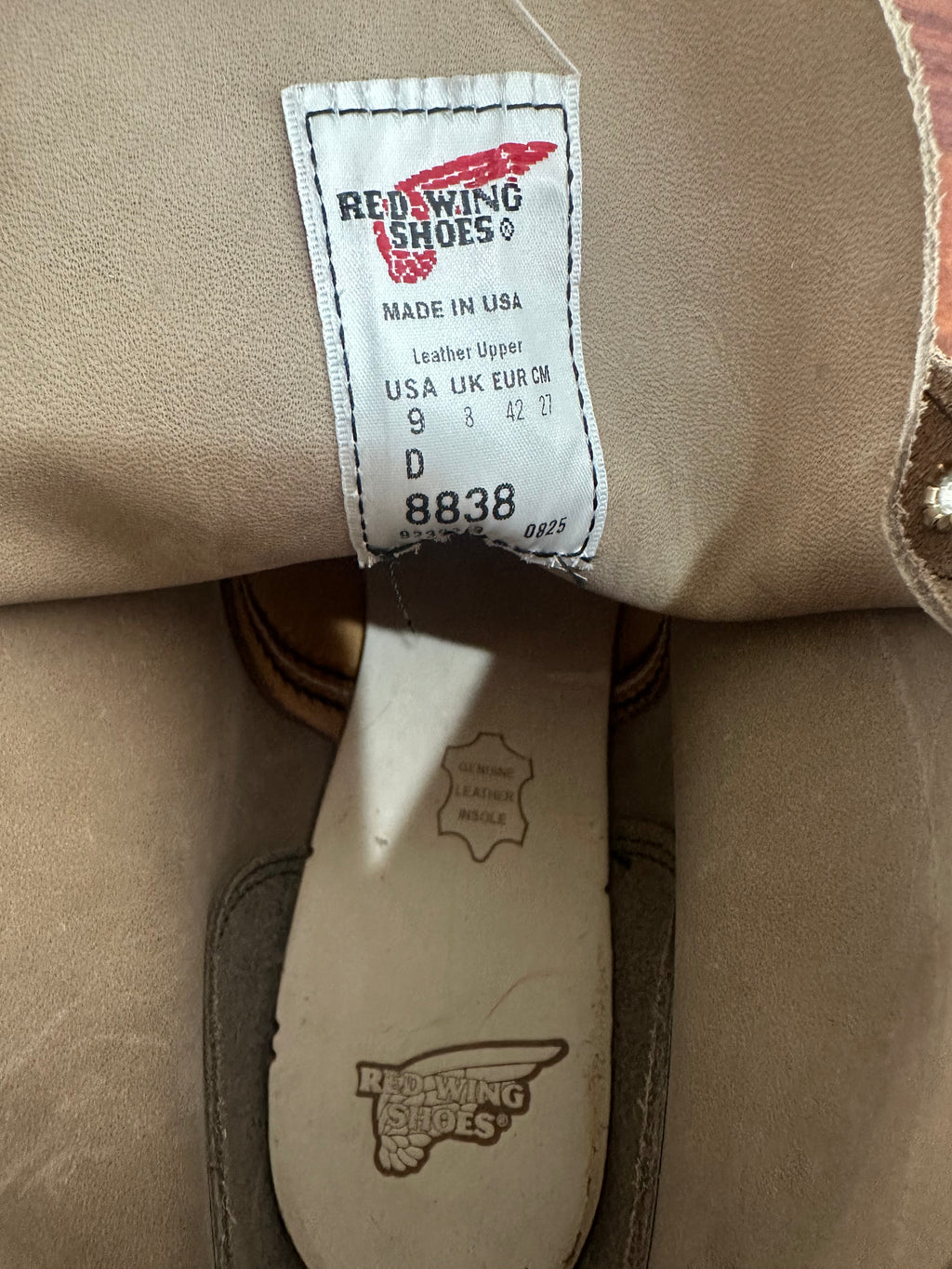 Red Wing (レッドウィング) 8838 6-inch Classic Moc サンドストーン（ベージュ系） サンドストーン「モハヴェ」ラフアウト トラクショントレッドソール used boots - tag_1 view