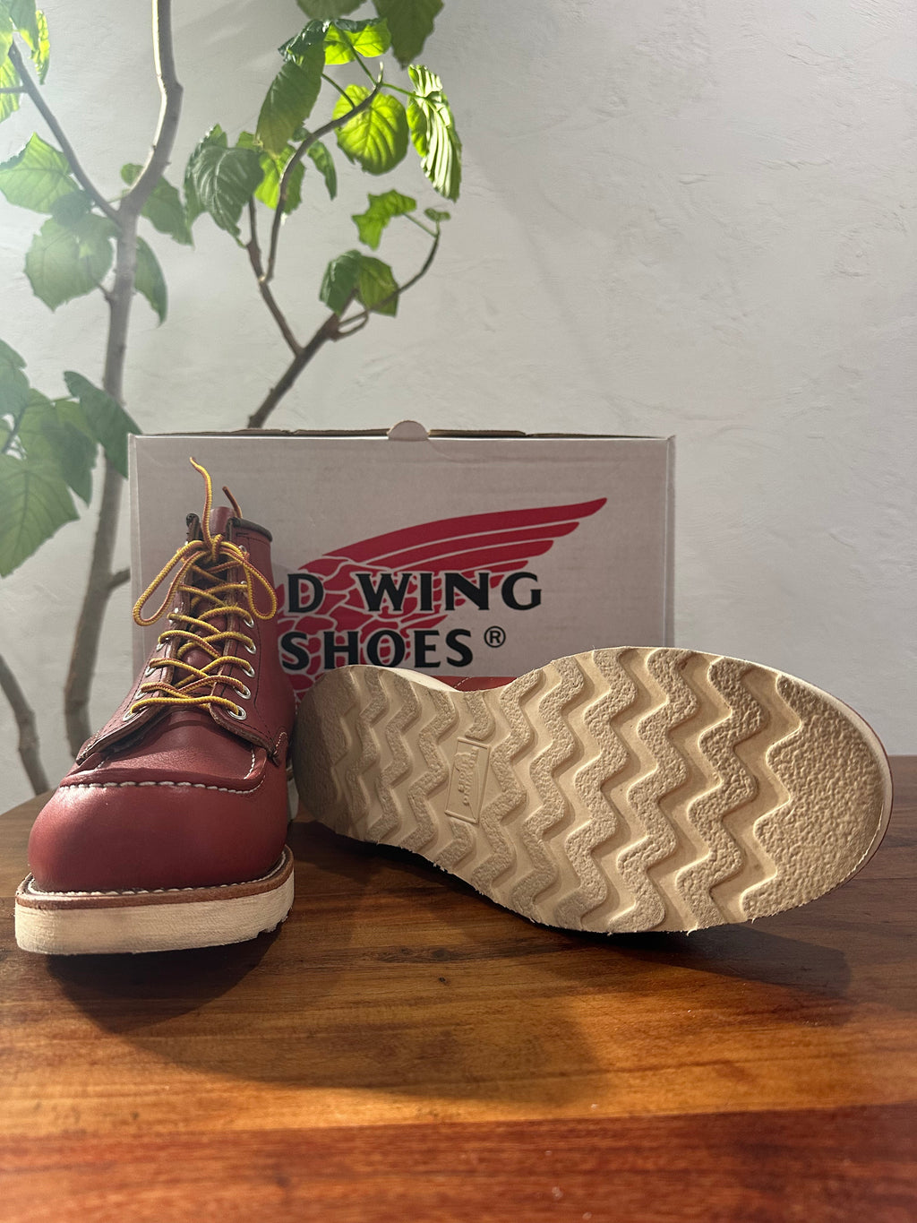 Red Wing (レッドウィング) 8875 6-inch Classic Moc 赤茶 オロラセット・ポーテージ (Oro-Russet "Portage") トラクショントレッド (Traction Tred) used boots - fr_4 view