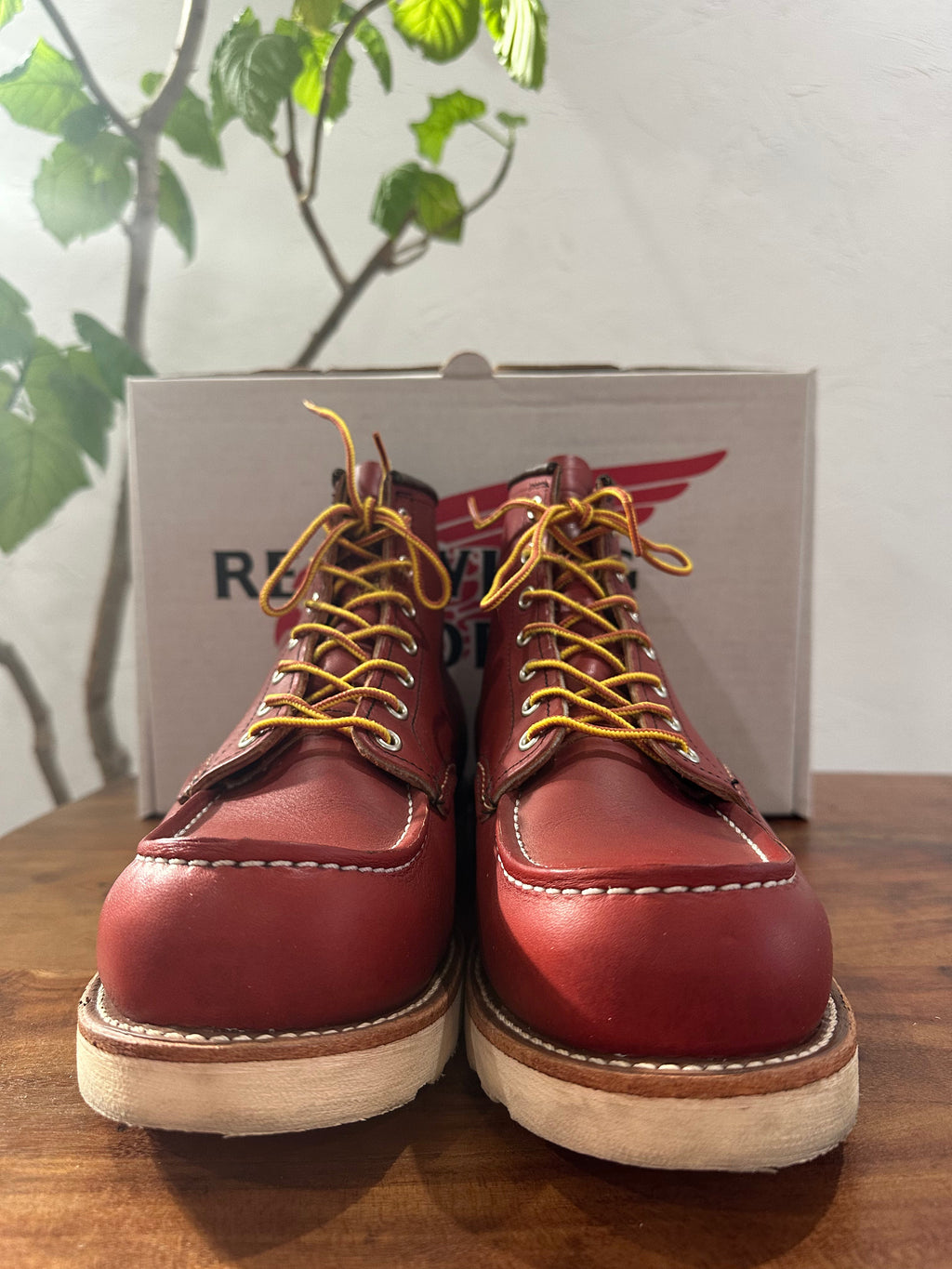 Red Wing (レッドウィング) 8875 6-inch Classic Moc 赤茶 オロラセット・ポーテージ (Oro-Russet "Portage") トラクショントレッド (Traction Tred) used boots - toe_1 view