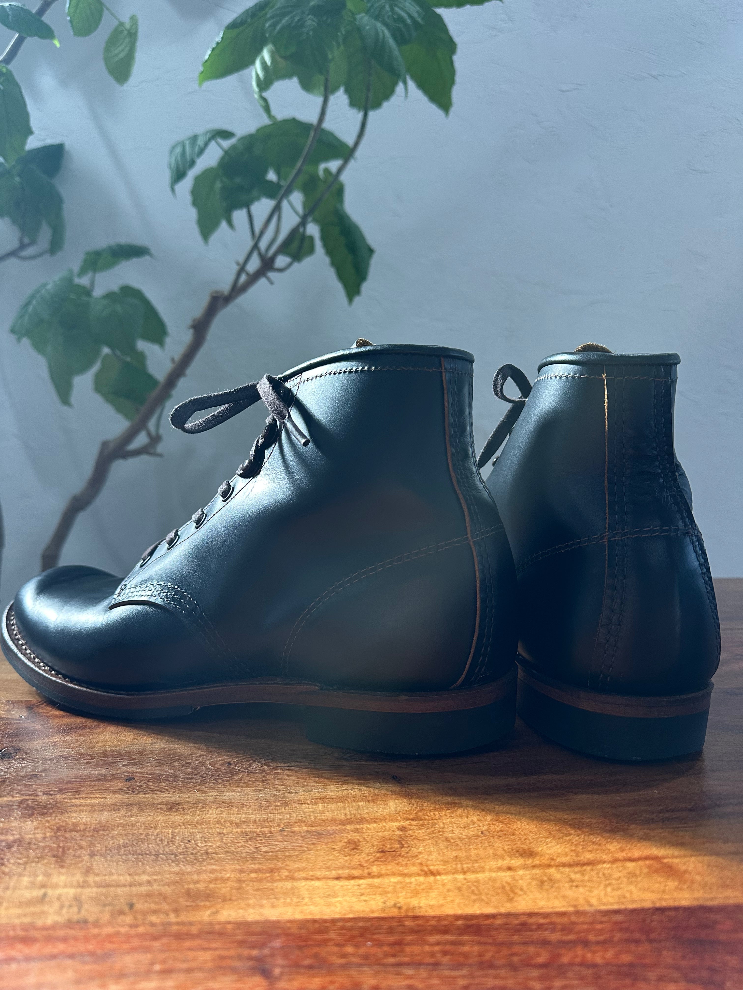 Red Wing (レッドウィング) 9060 Beckman Flatbox ブラック (Black) ブラック・クロンダイク (Black "Klondike") グロコード・メダリオンソール (Gro Cord Medallion Sole) used boots - back_1 view
