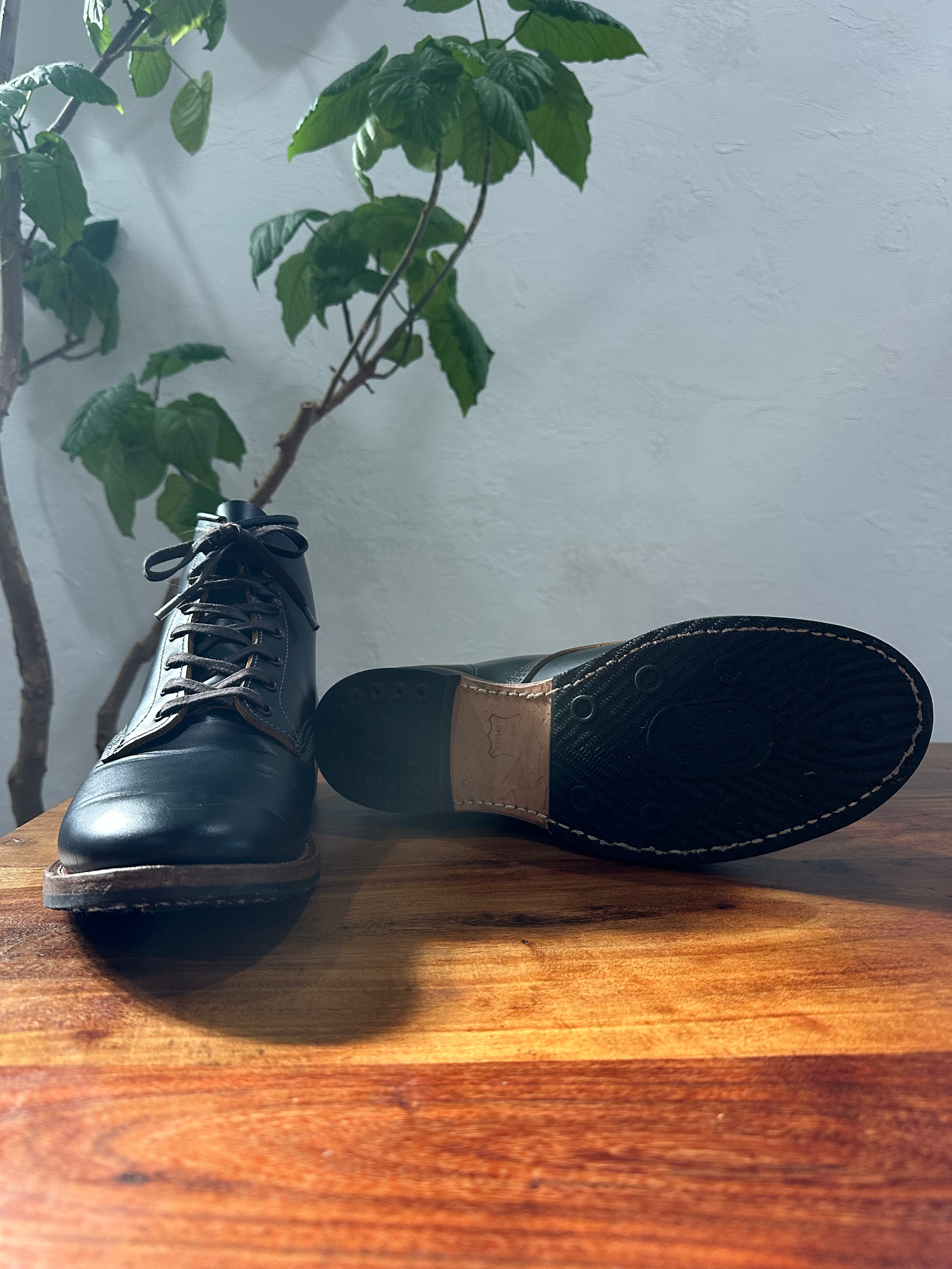 Red Wing (レッドウィング) 9060 Beckman Flatbox ブラック (Black) ブラック・クロンダイク (Black "Klondike") グロコード・メダリオンソール (Gro Cord Medallion Sole) used boots - fr_4 view
