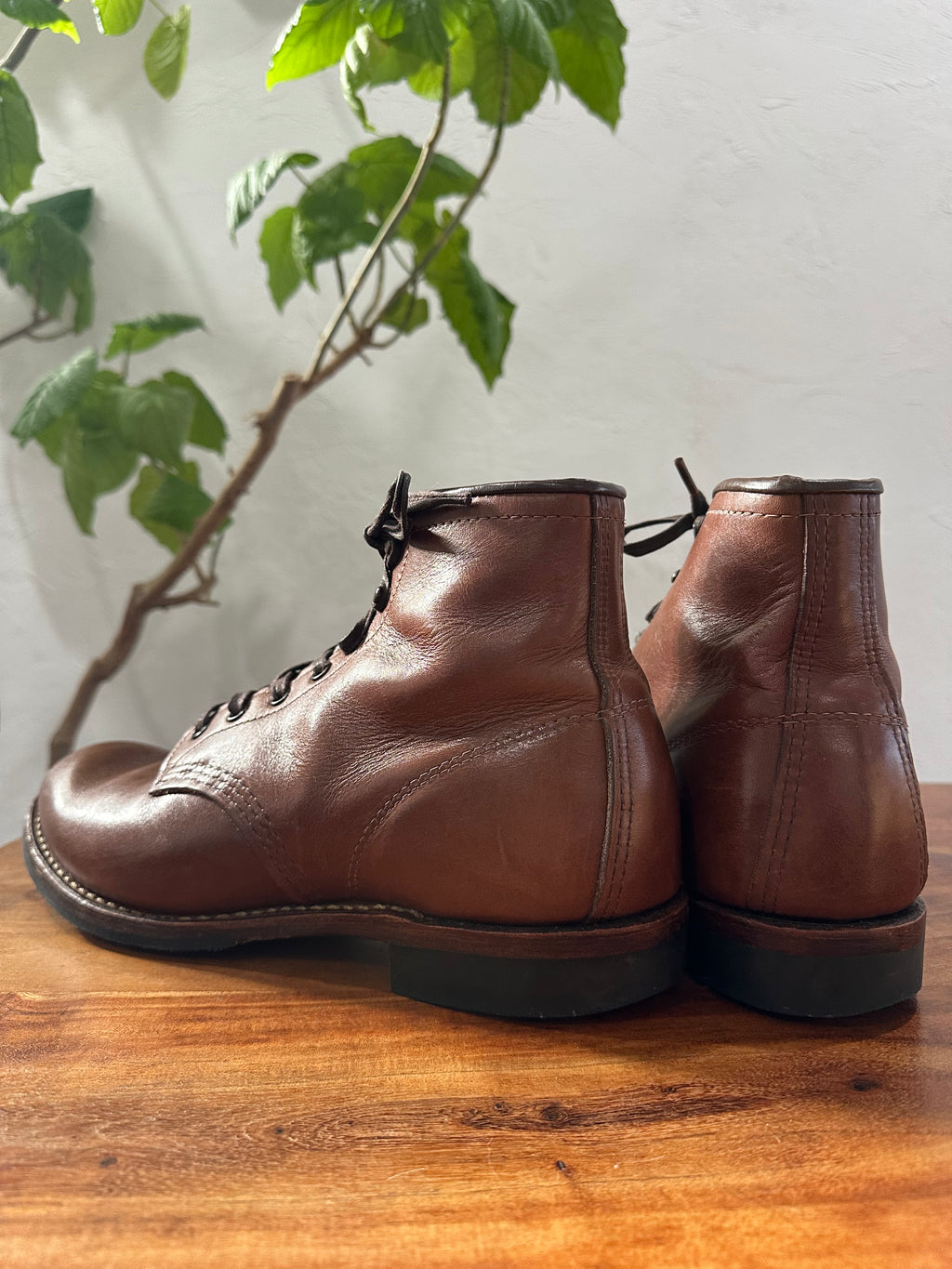 Red Wing (レッドウィング) 9063 Beckman "Flatbox" チーク (Teak) ティーク・フェザーストーン (Teak "Featherstone") グロコード・メダリオン (Gro Cord Medallion) used boots - back_1 view