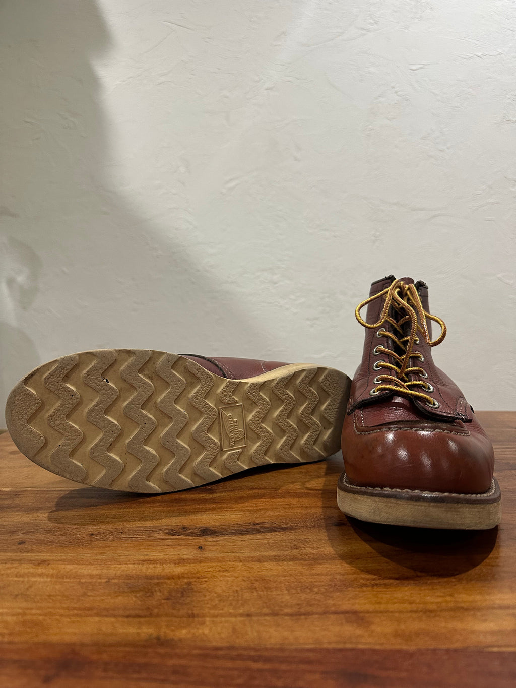 Red Wing (レッドウィング) 9106 Classic Moc 6-Inch カッパー (Copper) カッパー・ワークスミス (Copper Worksmith) トラクショントレッド・ソール (Traction Tred Sole) used boots - fr_3 view