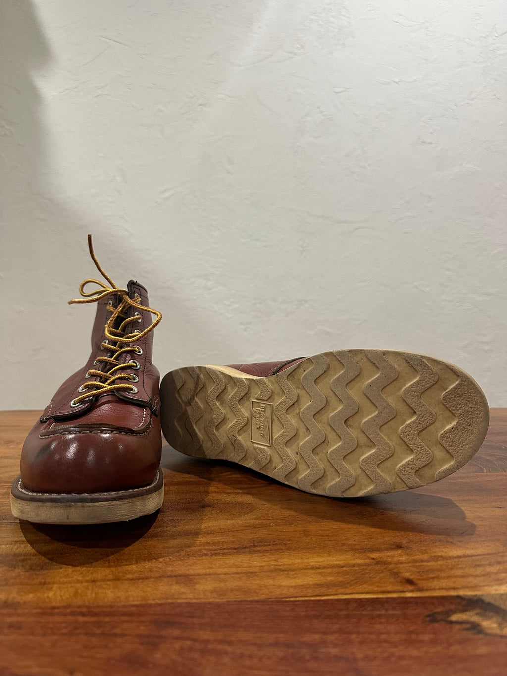 Red Wing (レッドウィング) 9106 Classic Moc 6-Inch カッパー (Copper) カッパー・ワークスミス (Copper Worksmith) トラクショントレッド・ソール (Traction Tred Sole) used boots - fr_4 view