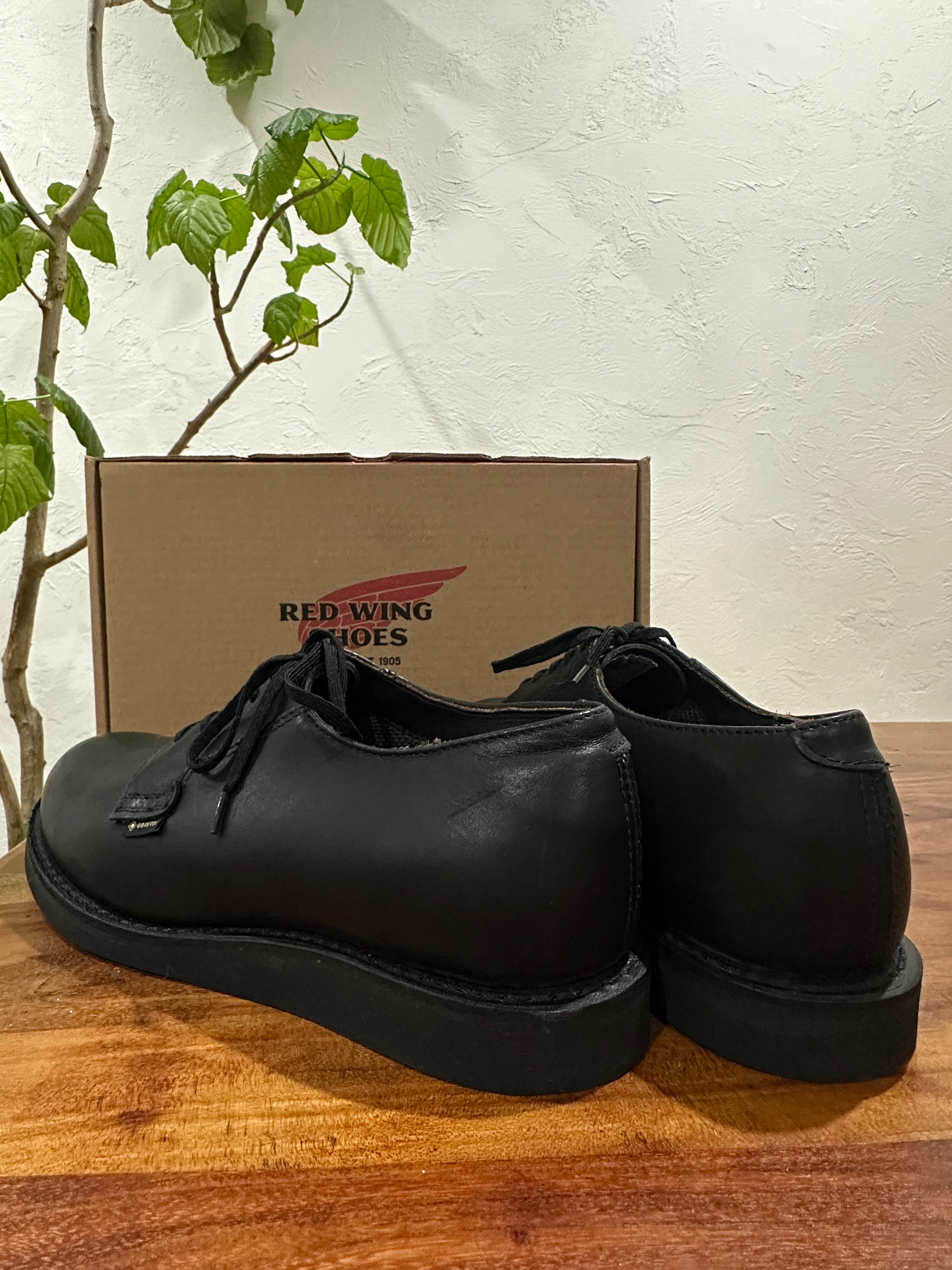 Red Wing (レッドウィング) 9183 Postman Oxford GORE-TEX ブラック (Black) ブラック・ユーコン (Black "Yukon") ブラック・クッションクレープソール (Black Cushion Crepe) used boots - back_1 view