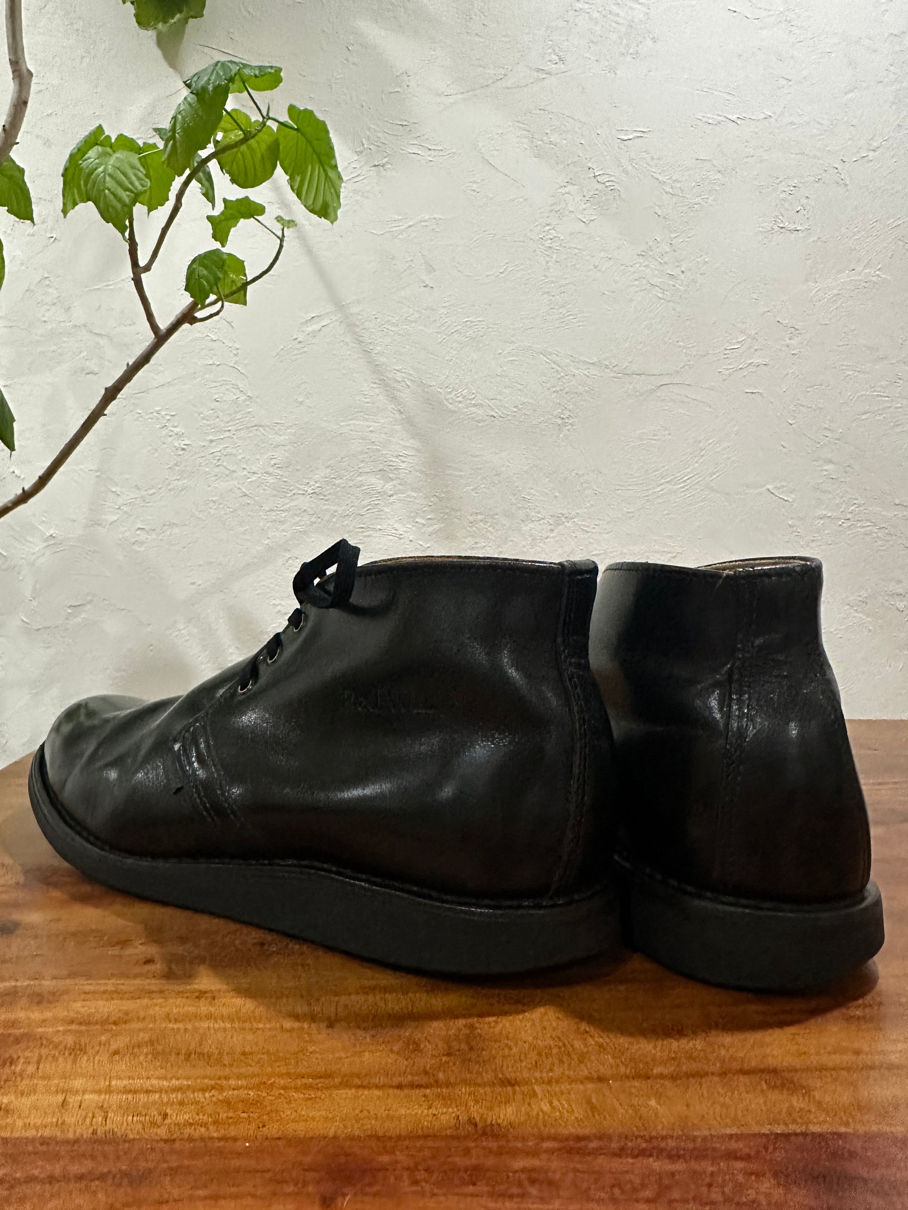 Red Wing (レッドウィング) 9196 Postman Chukka ブラック (Black) ブラック・シャパラル (Black Chaparral) クッションクレープソール (Cushion Crepe Sole) used boots - back_1 view
