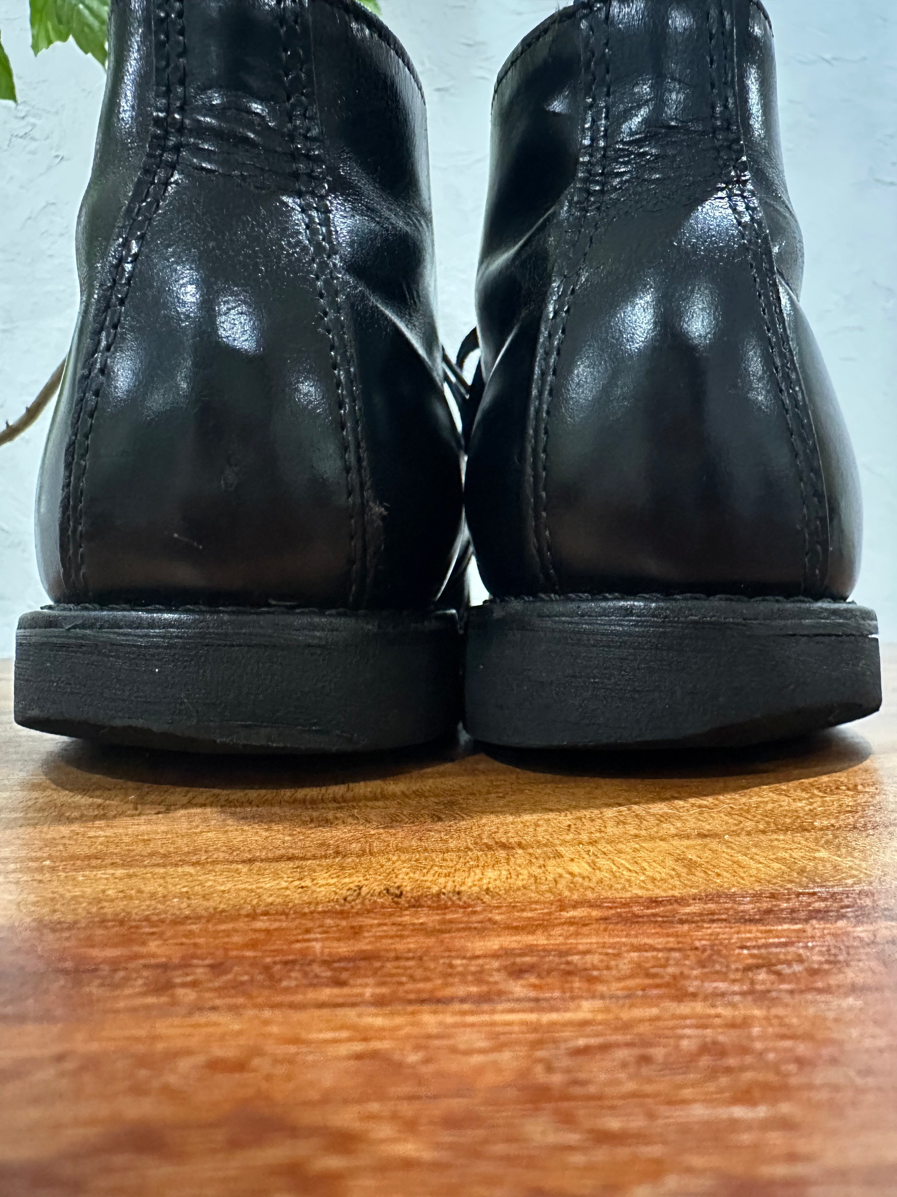 Red Wing (レッドウィング) 9196 Postman Chukka ブラック (Black) ブラック・シャパラル (Black Chaparral) クッションクレープソール (Cushion Crepe Sole) used boots - heal_1 view