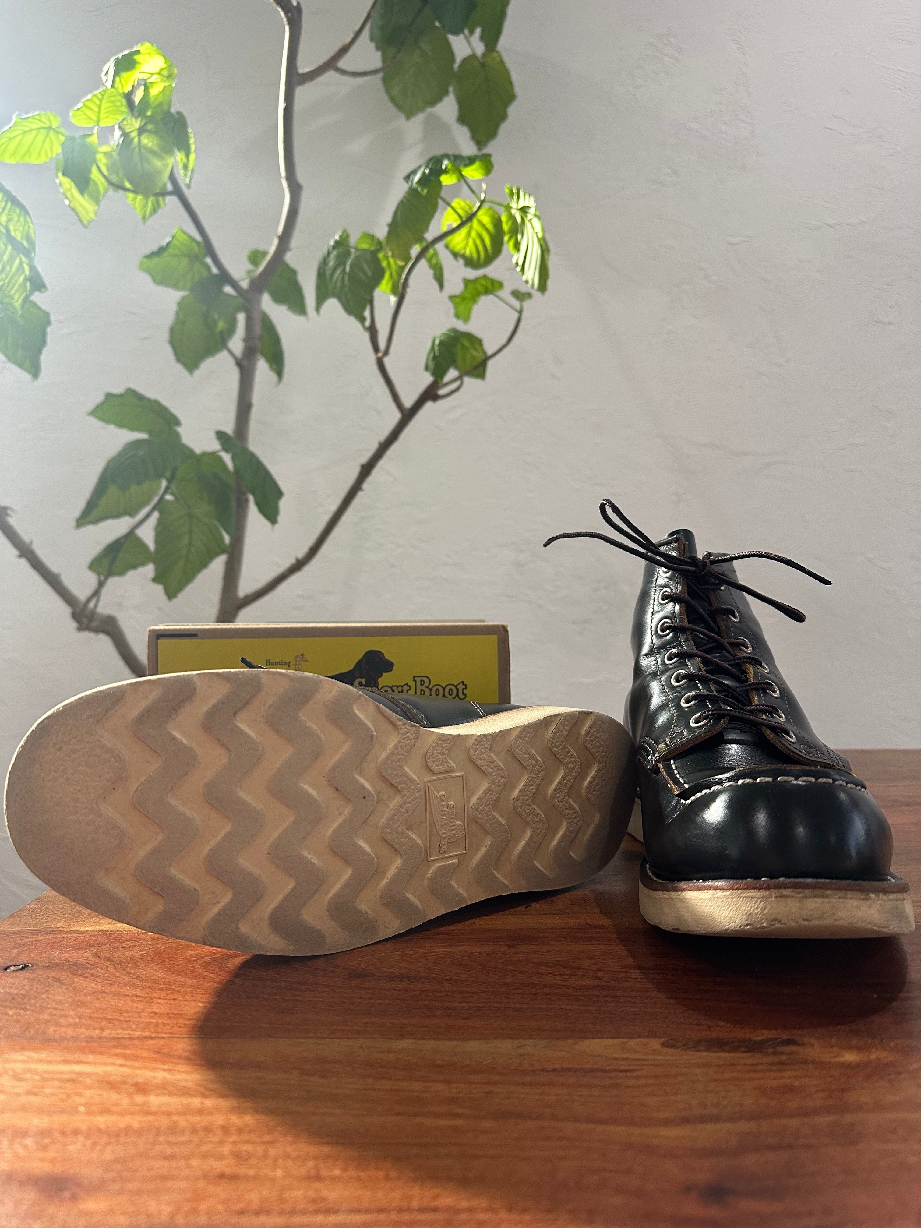 Red Wing (レッドウィング) 9874 Irish Setter 6" Moc Toe ブラック (Black) ブラック「クロンダイク」(Black "Klondike") 茶芯レザー トラクション・トレッド (Traction Tred) ホワイト used boots - fr_3 view