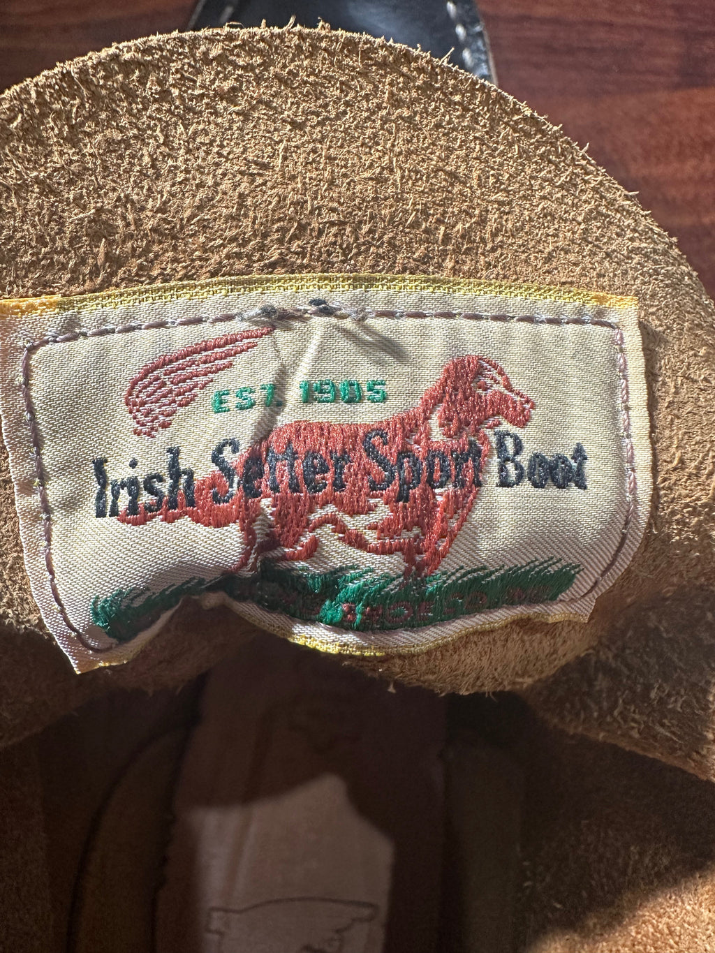 Red Wing (レッドウィング) 9874 Irish Setter 6" Moc Toe ブラック (Black) ブラック「クロンダイク」(Black "Klondike") 茶芯レザー トラクション・トレッド (Traction Tred) ホワイト used boots - tag_2 view